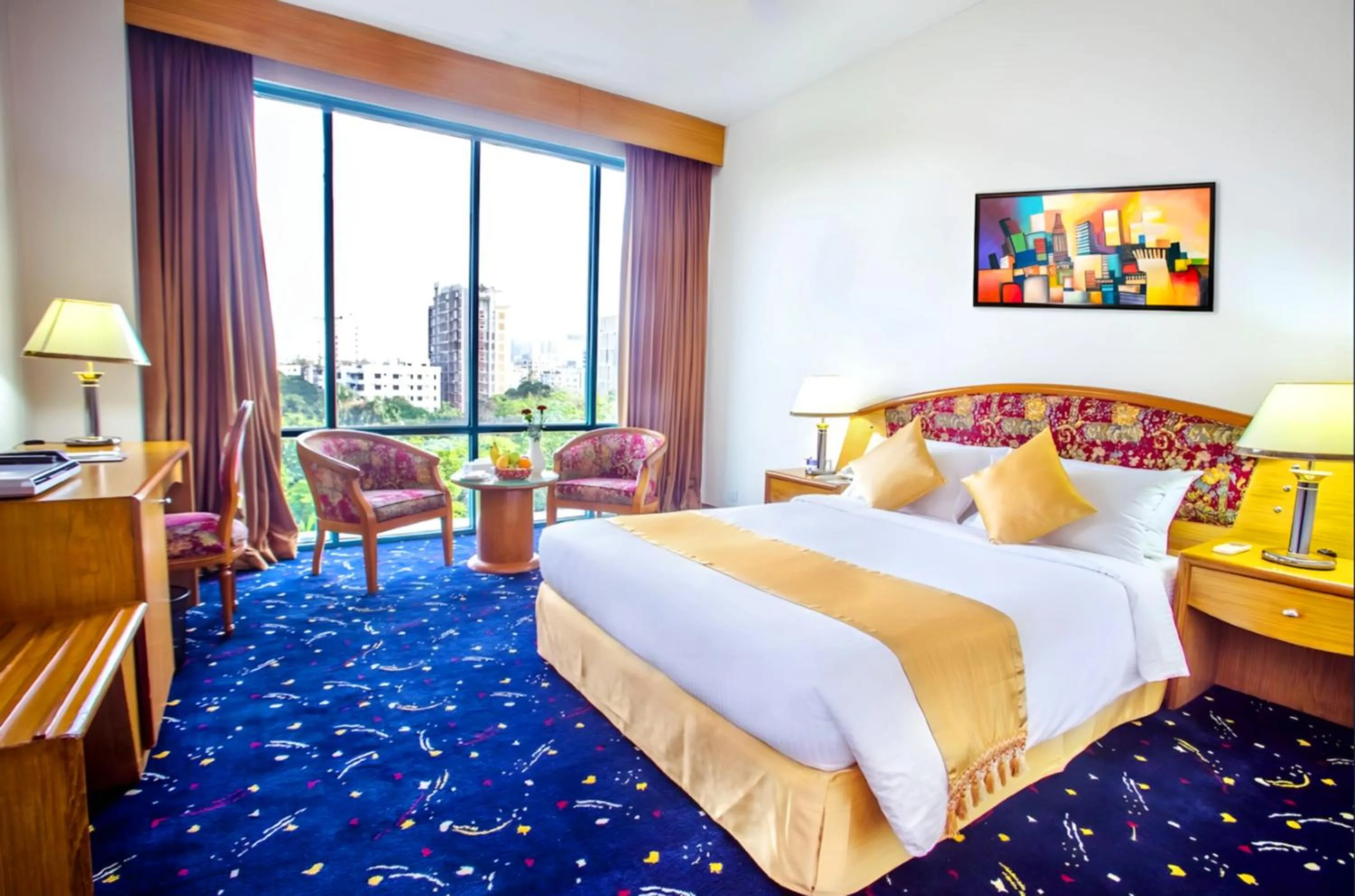 Bed in HOTEL LAKE CASTLE - Parkview