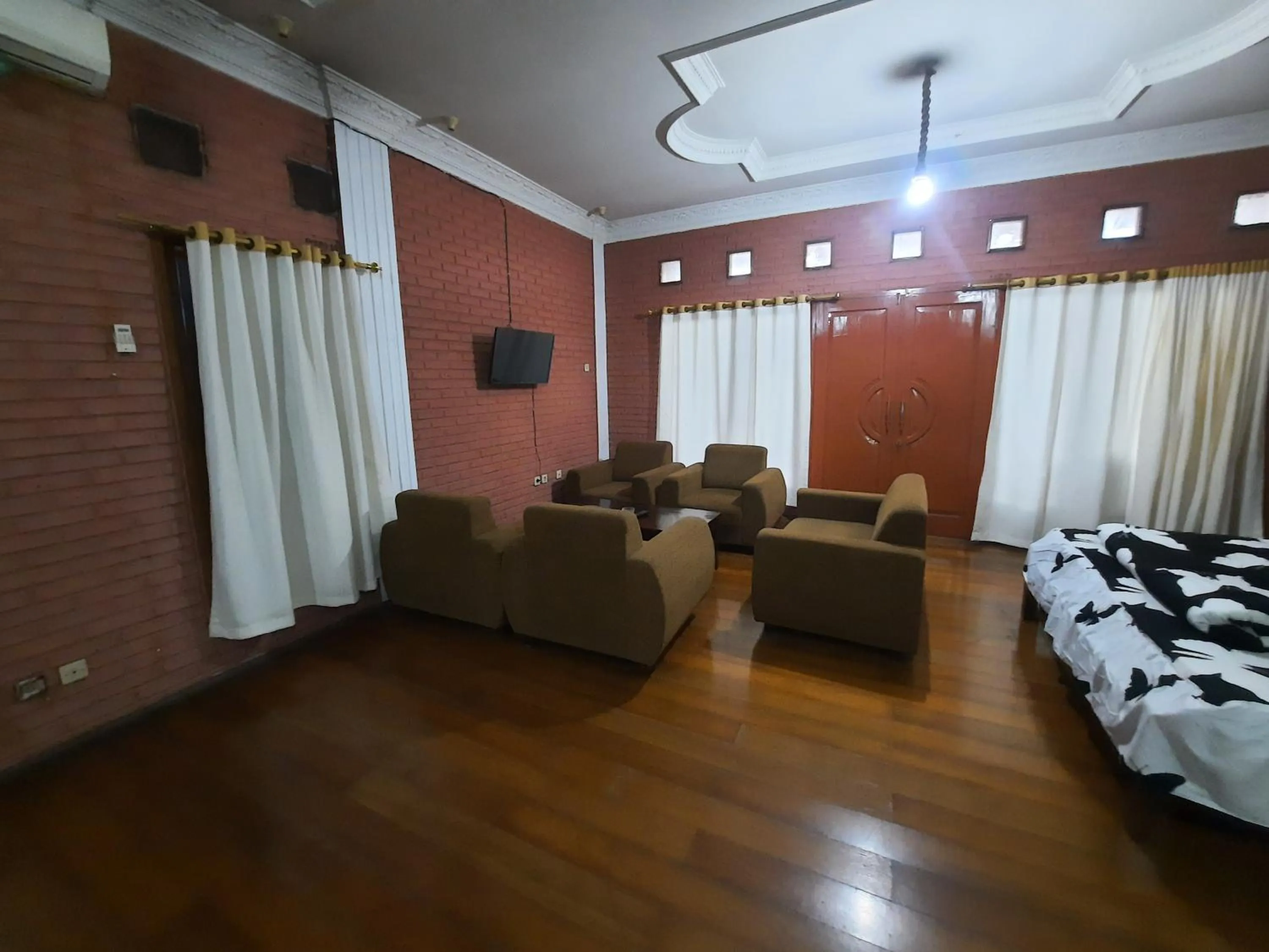 Bed in WISMA ACIDALIA SYARIAH