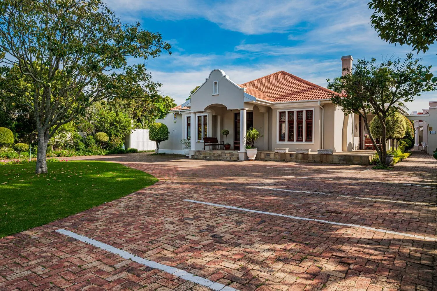 Millbury Guest House