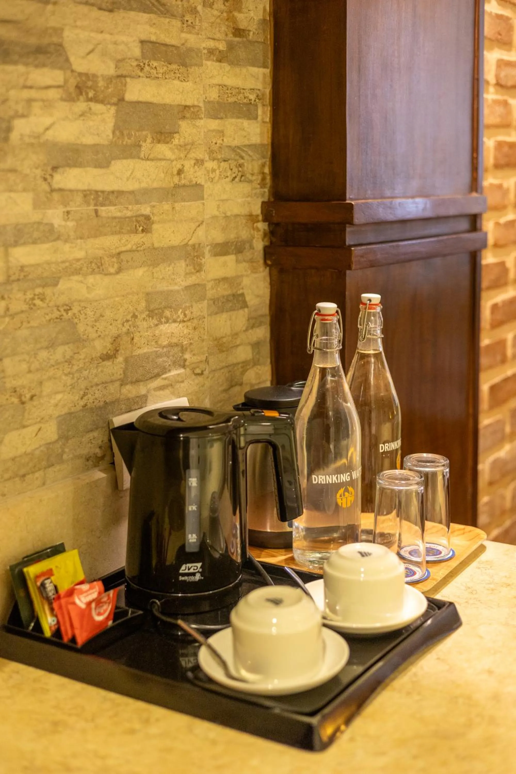Coffee/tea facilities in Hotel Marshyangdi