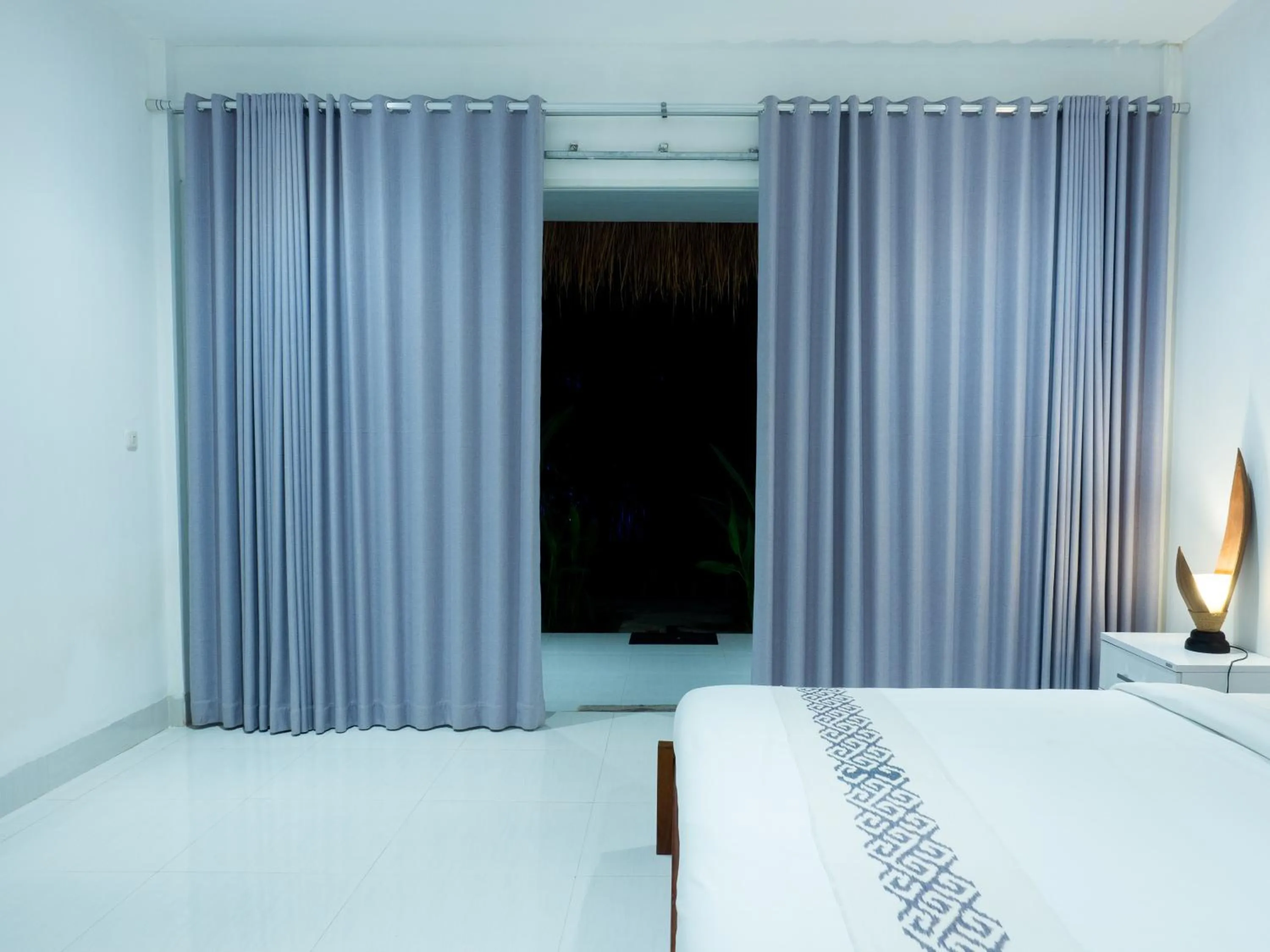 Bed in Turtle House Lombok