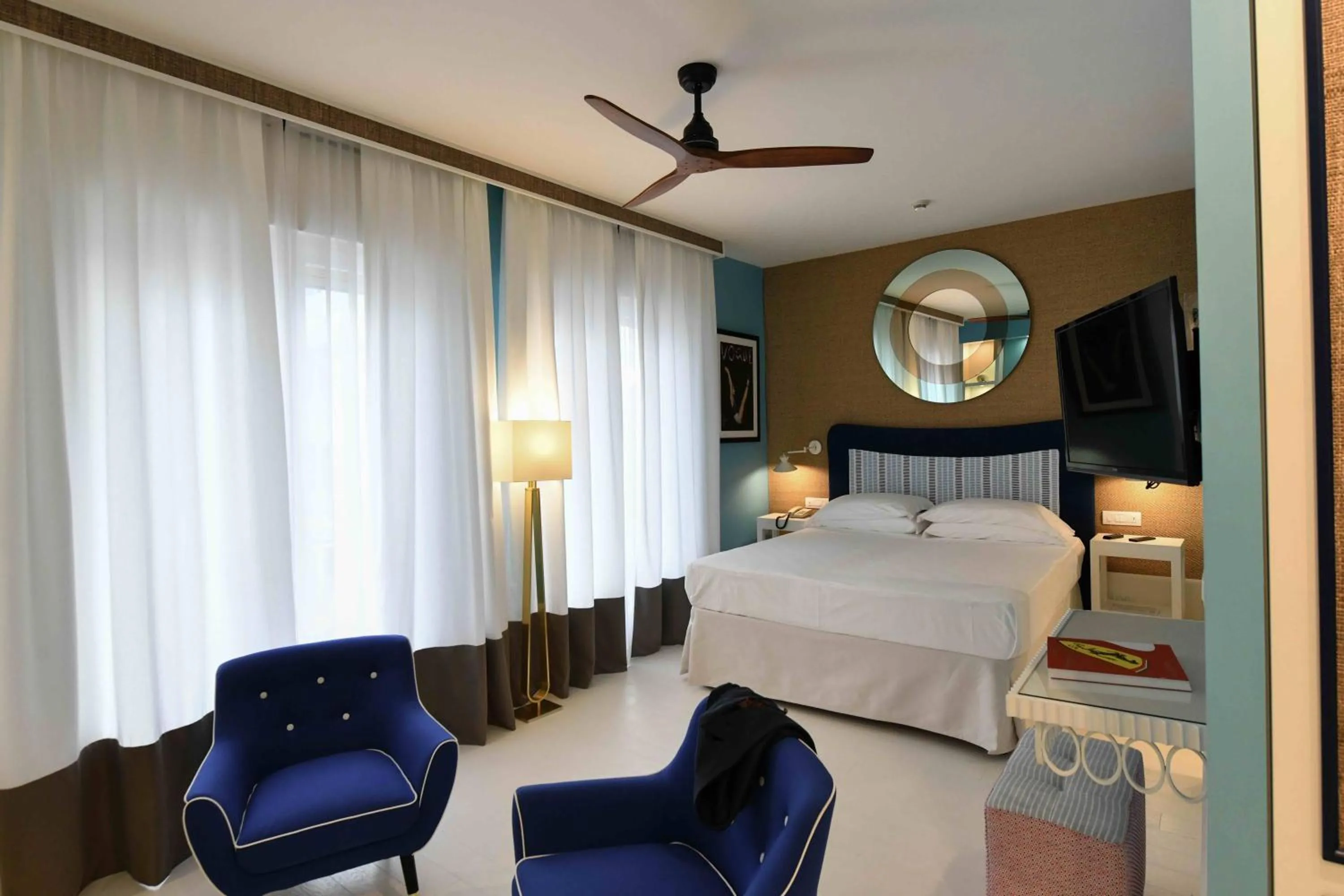 Photo of the whole room, Bed in Hotel Majestic