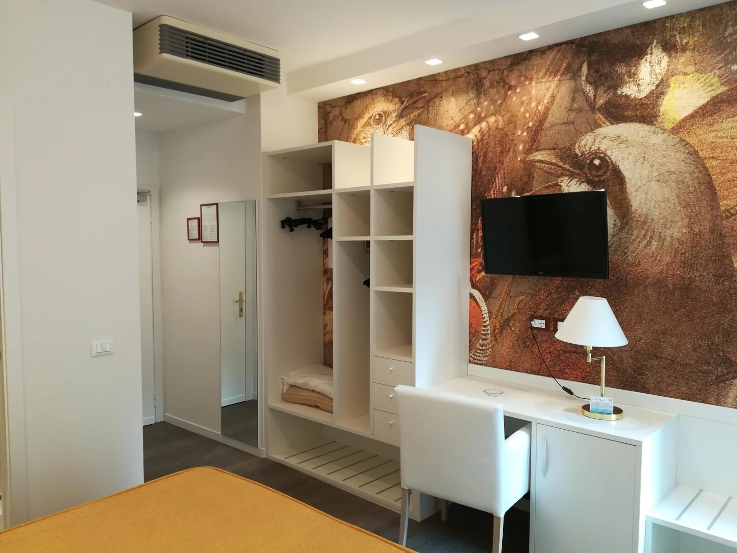 Bedroom, Bed in Hotel Majestic