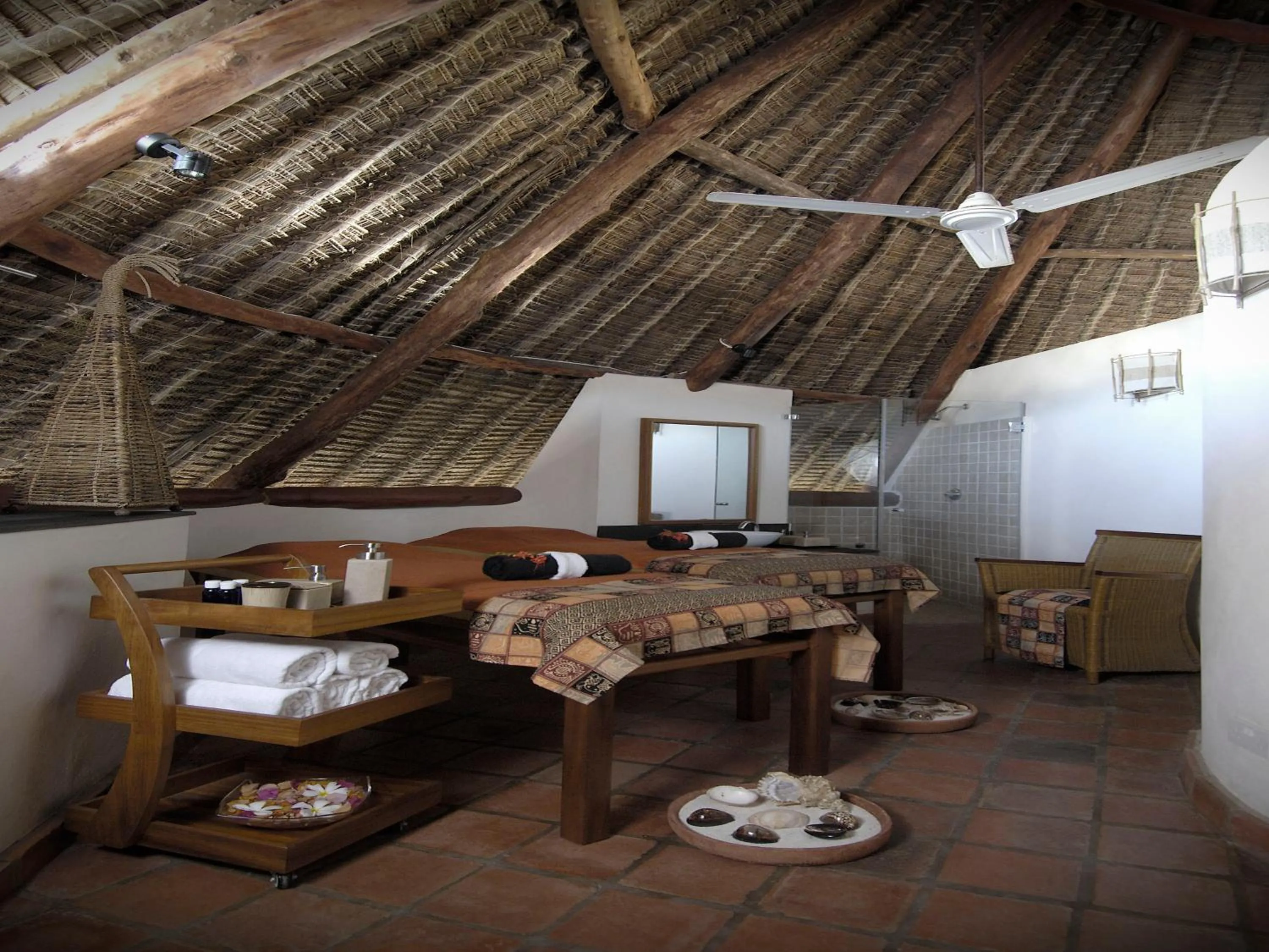 Spa and wellness centre/facilities in Pinewood Beach Resort and Spa