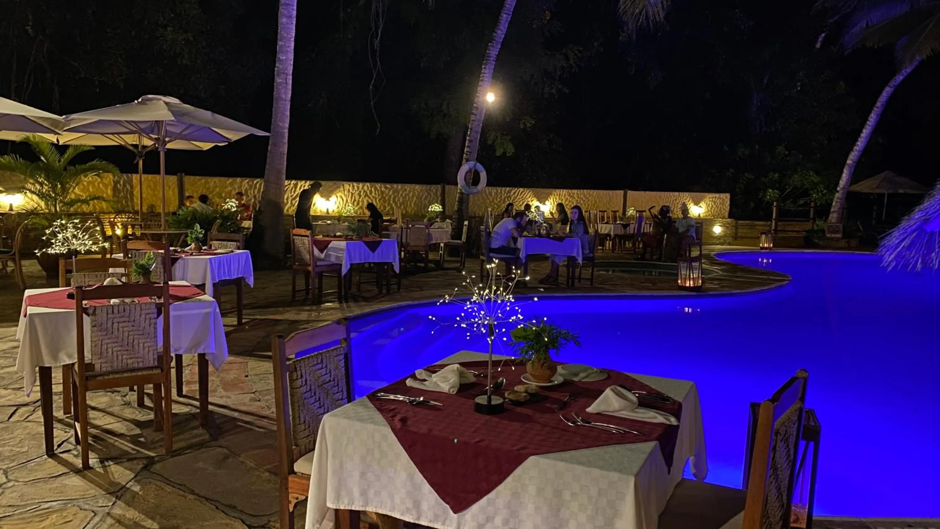Dining area in Pinewood Beach Resort and Spa