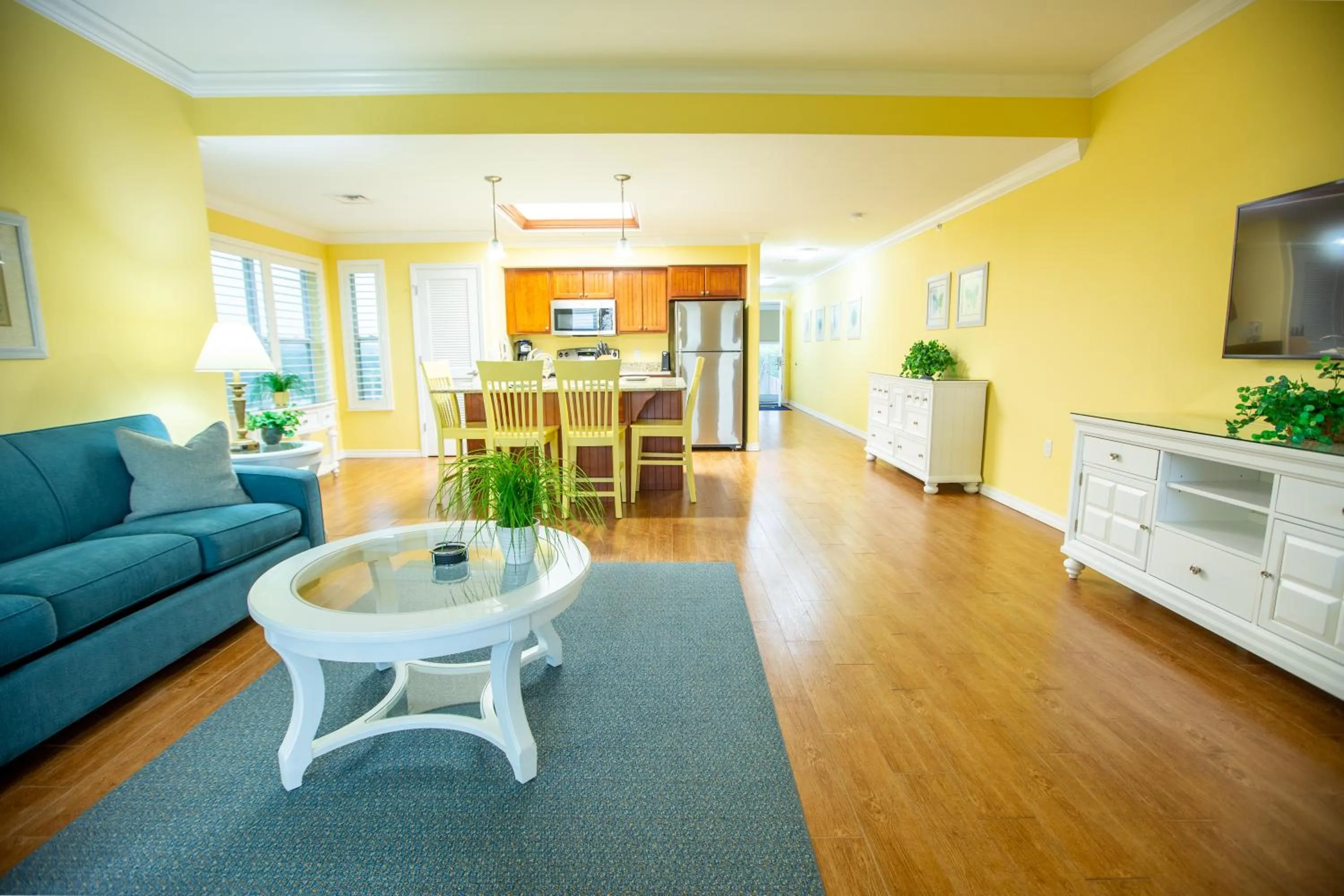 Kitchen or kitchenette in Palace View Heights by Spinnaker