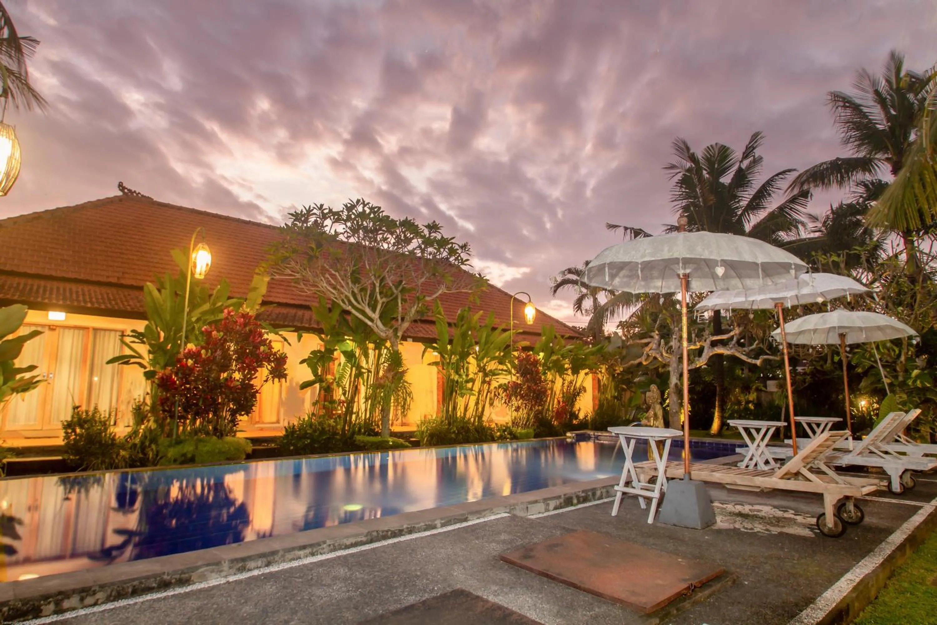 Swimming pool in KUDESA Homestay by Pramana Villas