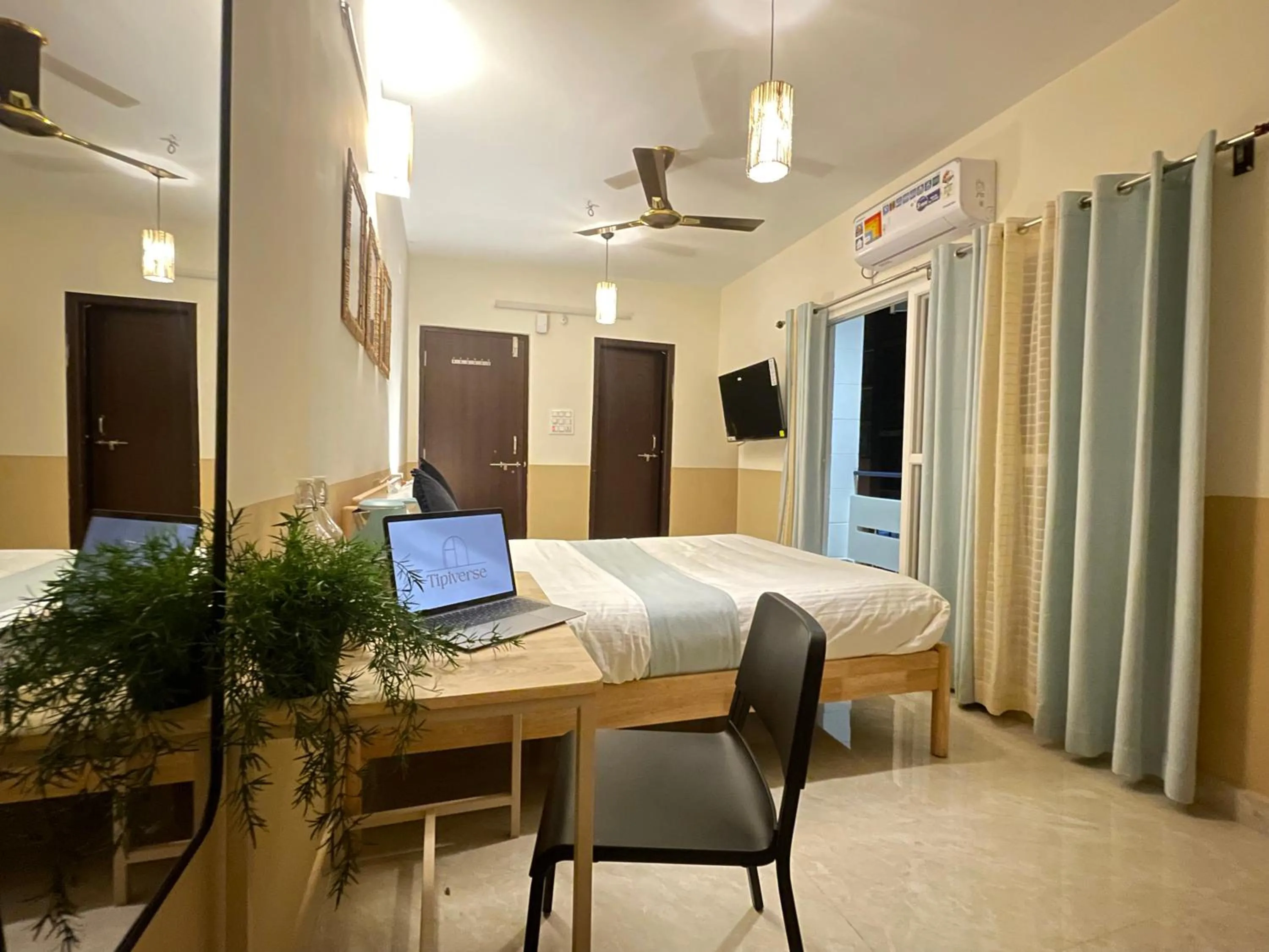 Bed in 144 Tipiverse