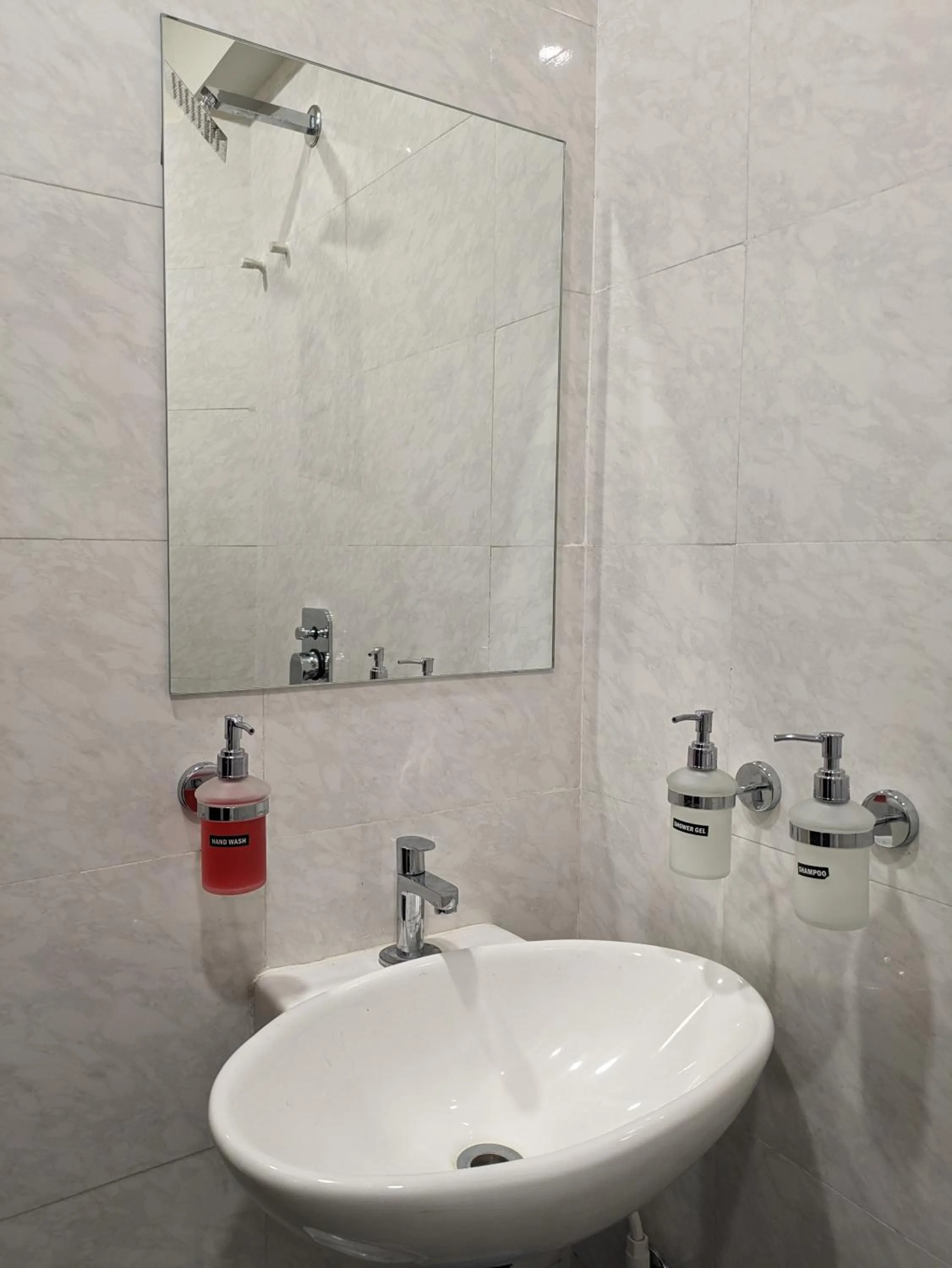 Bathroom in Hotel JDS