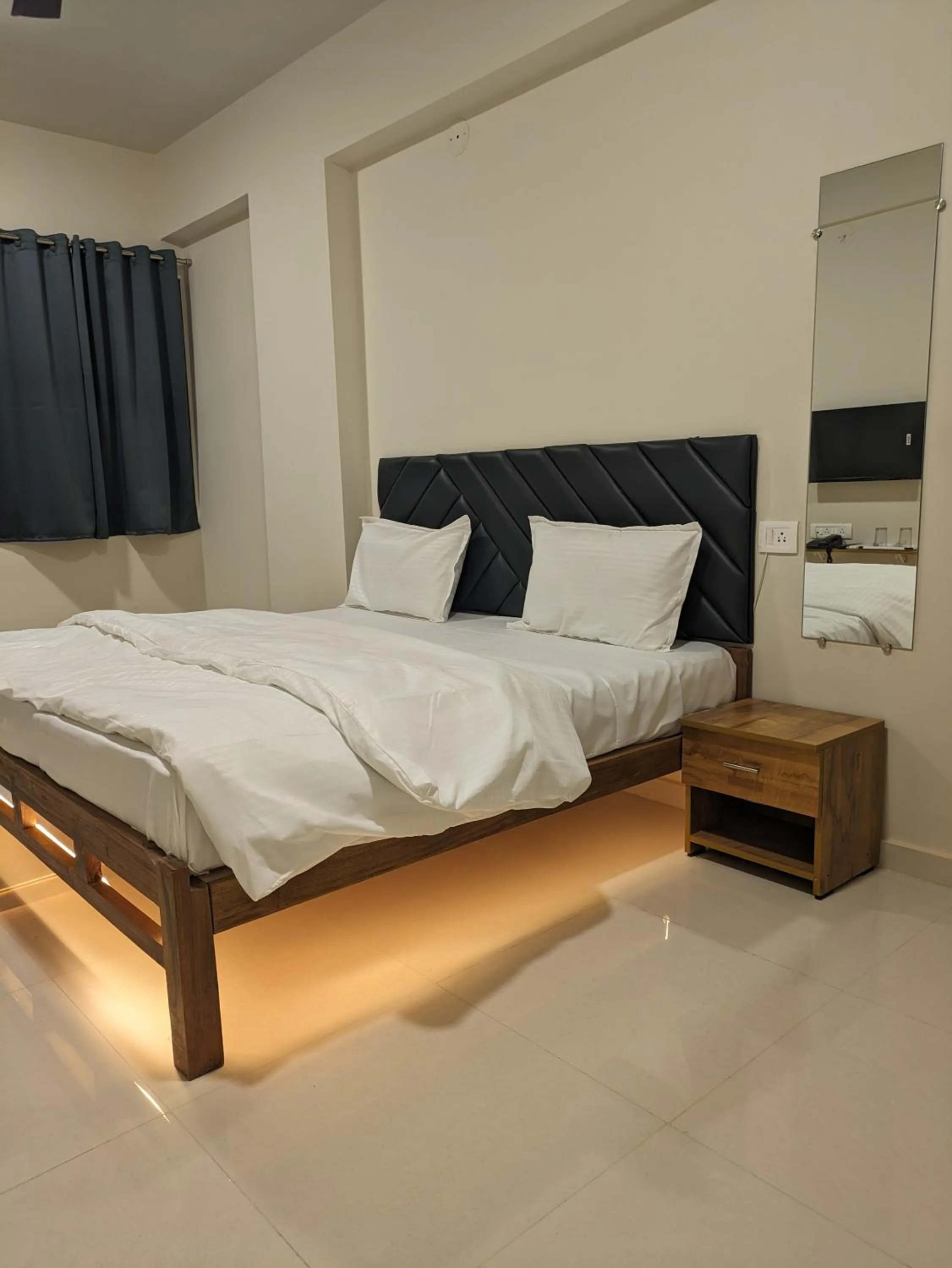 Bedroom, Bed in Hotel JDS