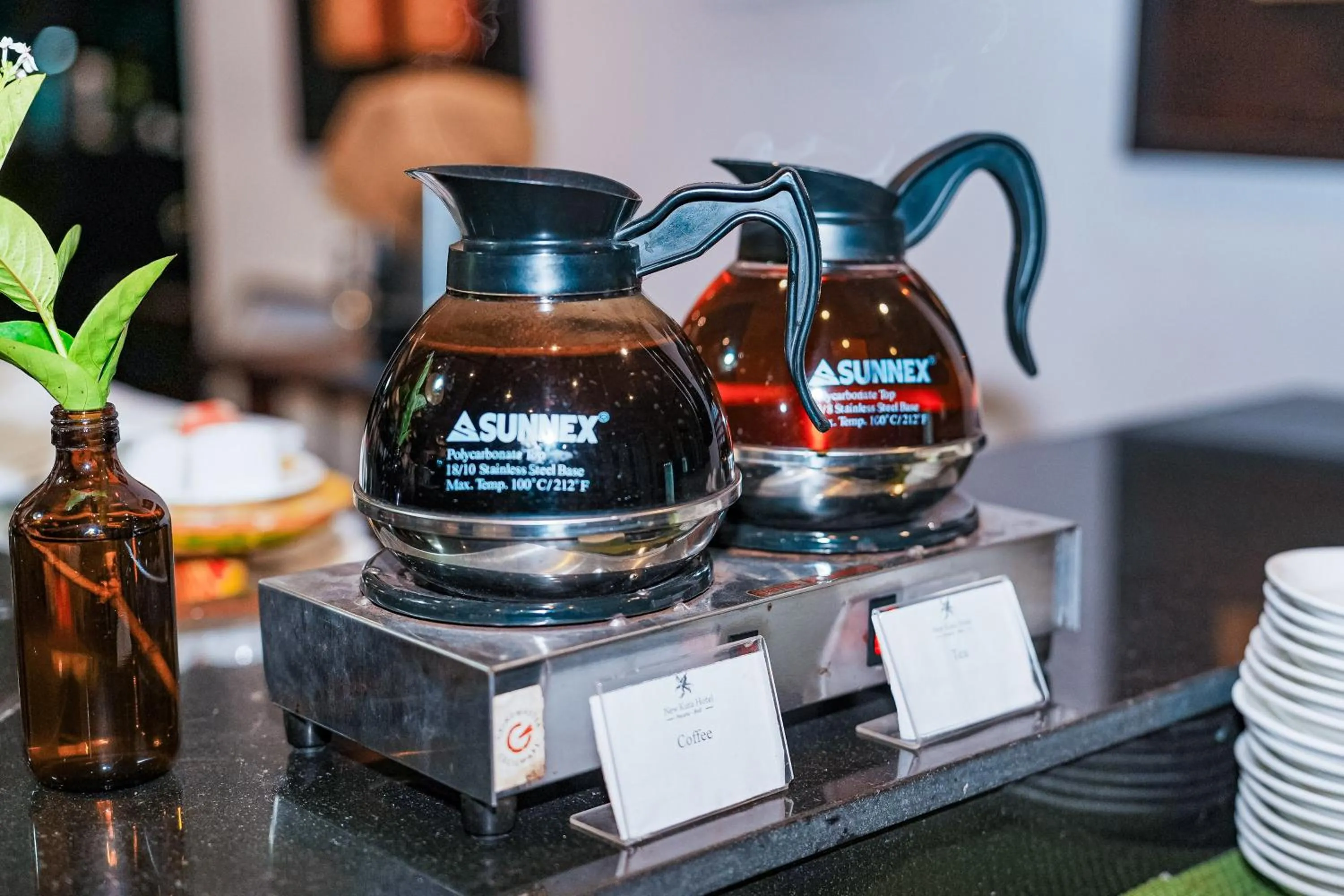 Coffee/tea facilities in New Kuta Hotel by LORIN