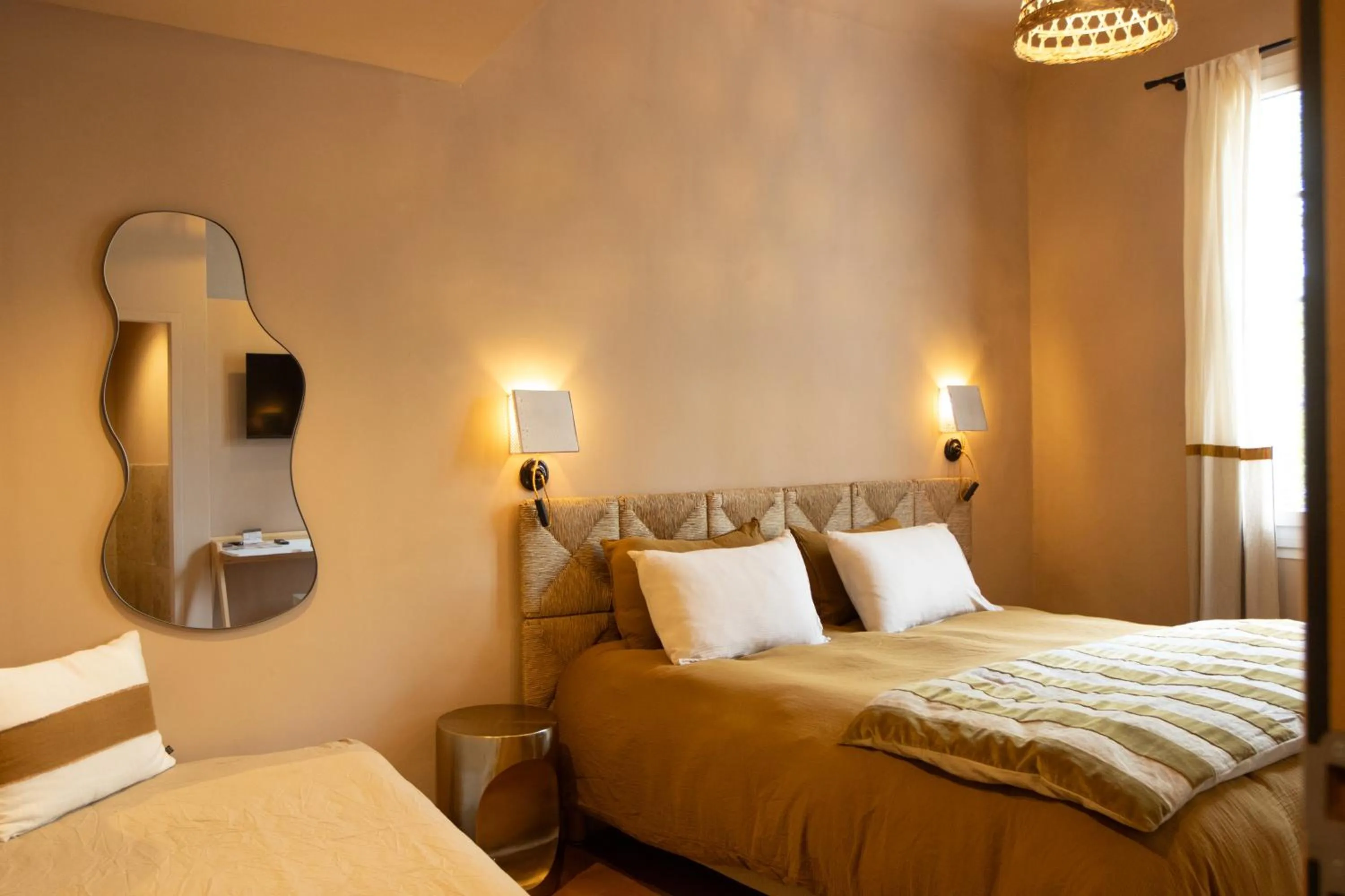 Bed in LE CLOS DES ARÔMES