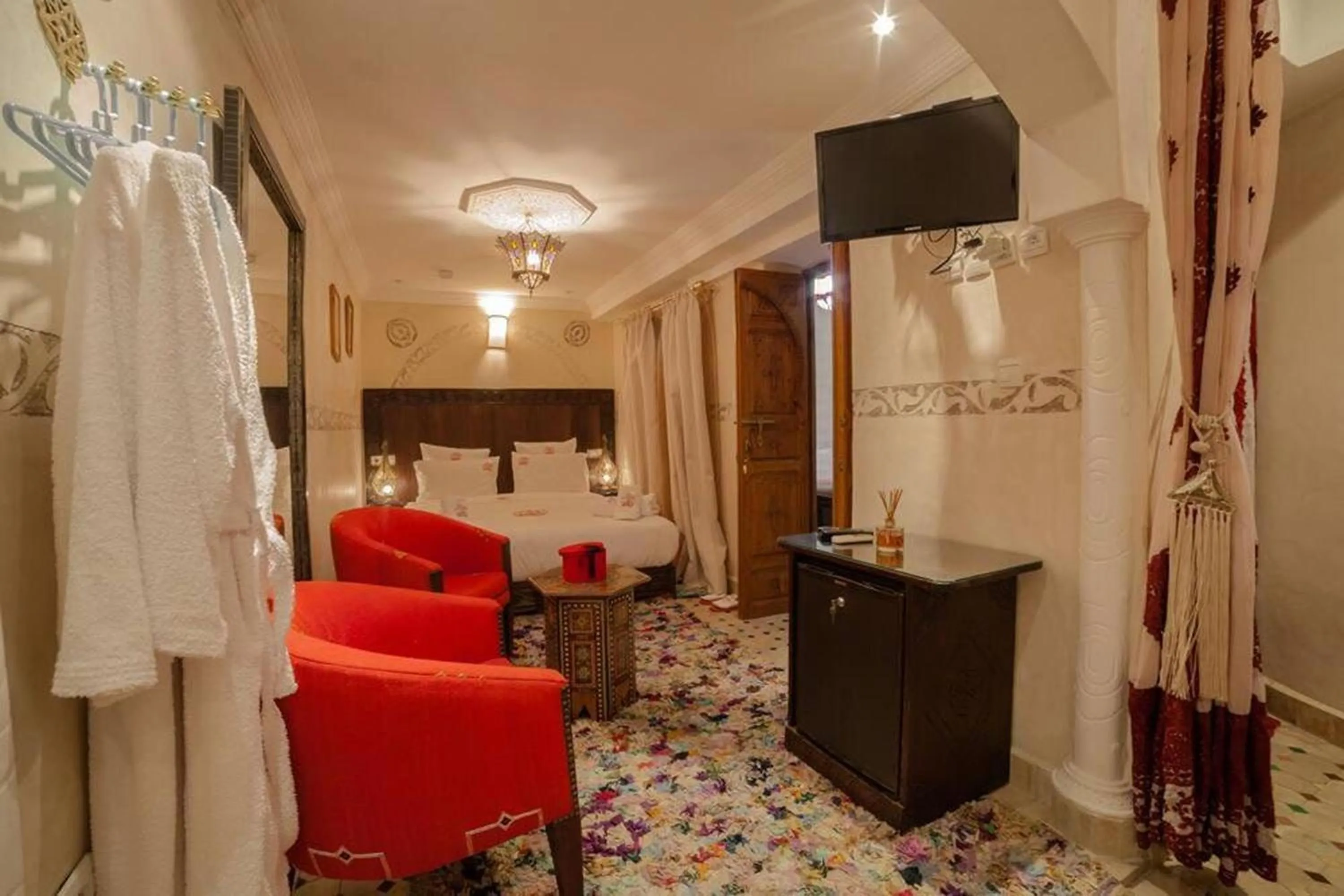 Bed in Riad Ikalimo 1