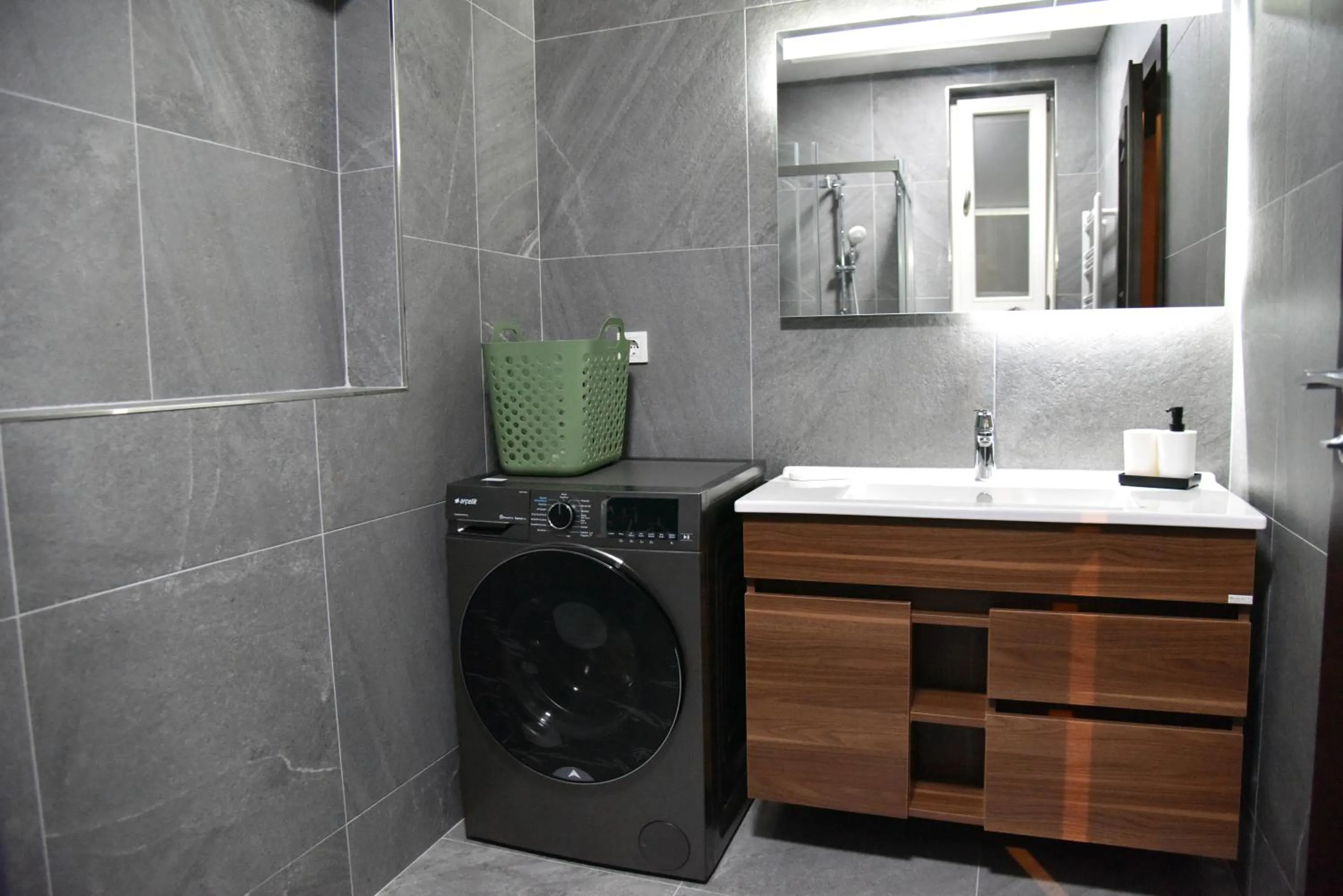 Bathroom in İstanbul Guesthouse