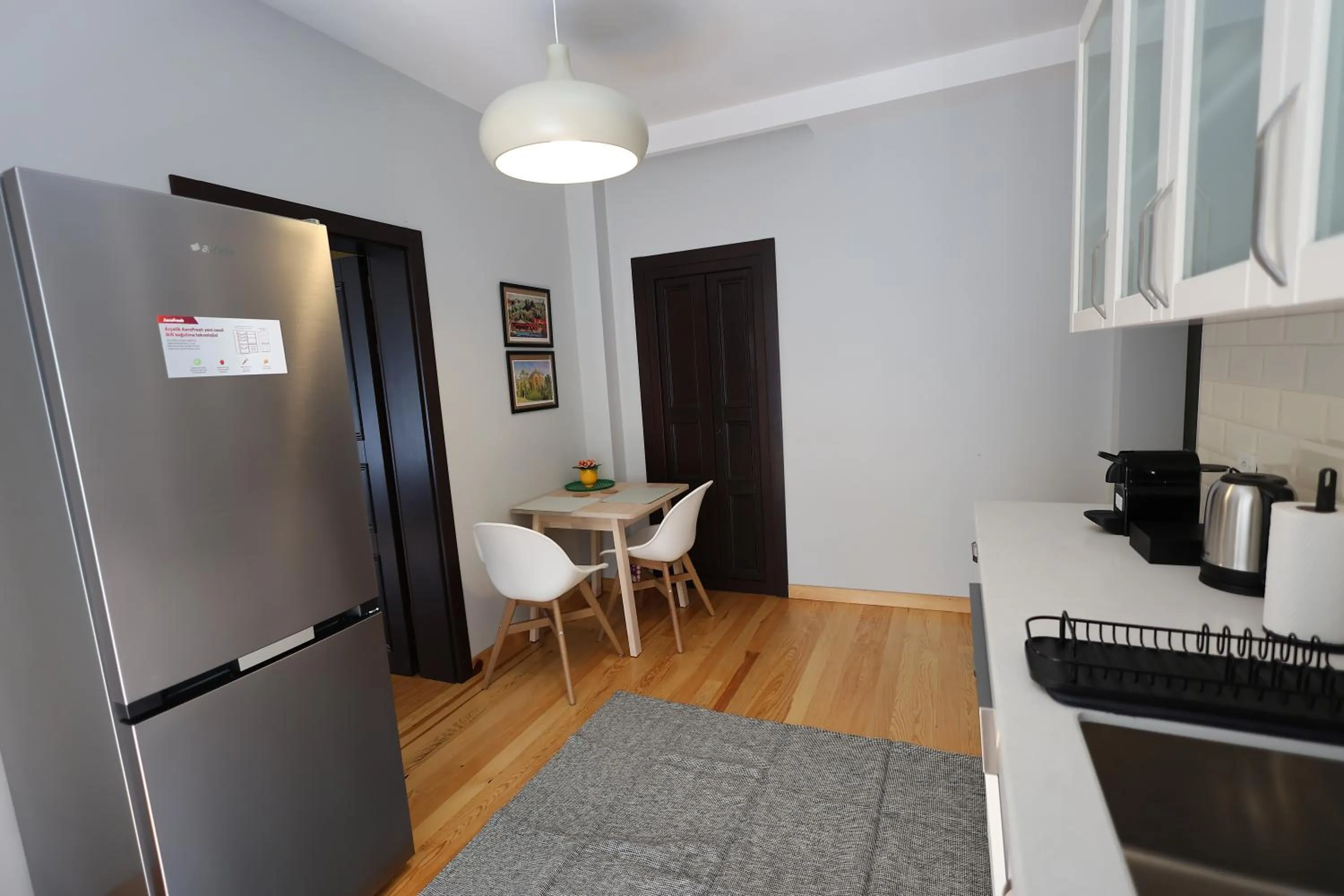 Dining area in İstanbul Guesthouse