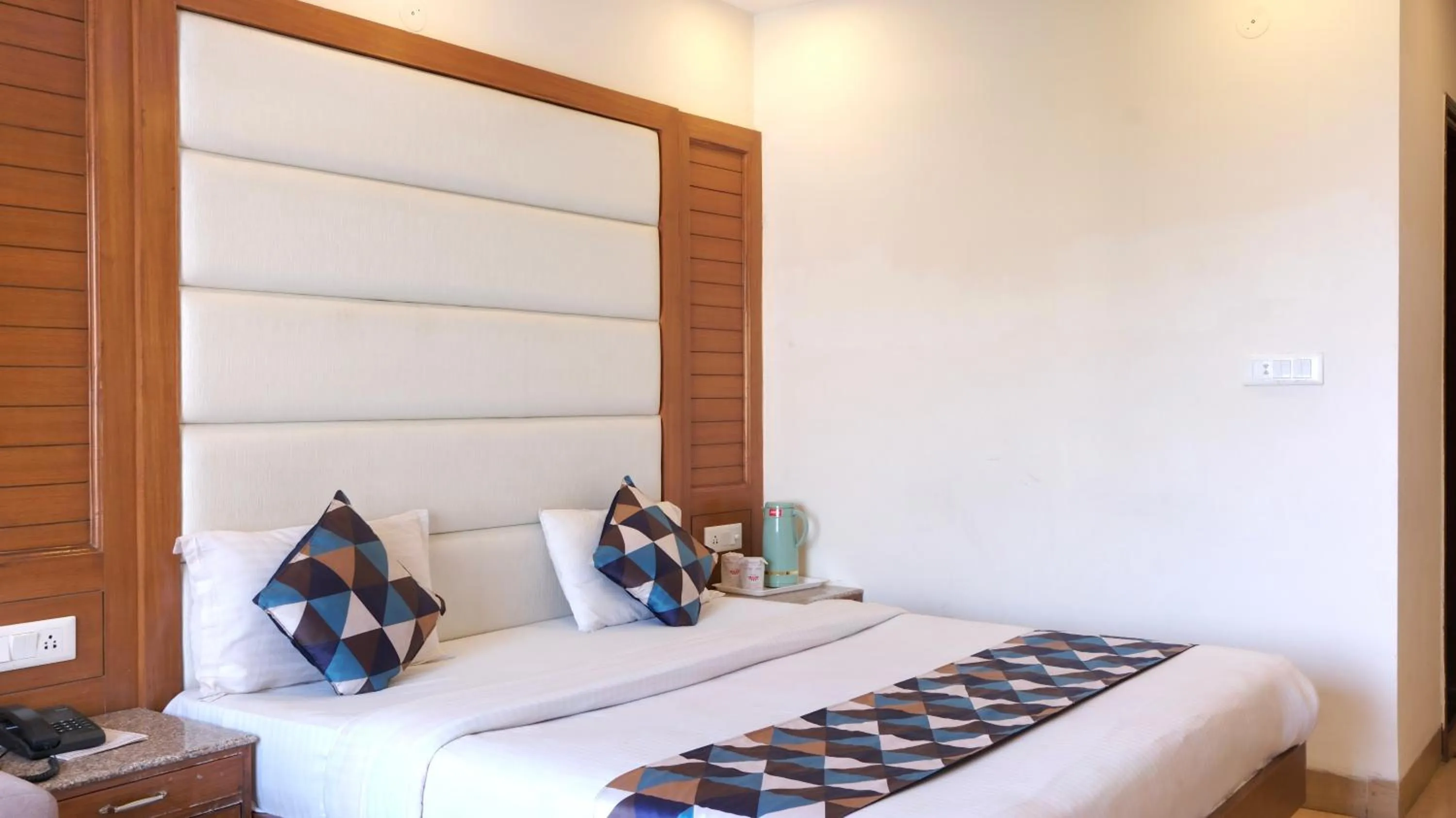 Bed in Basera Hotel, Mall Road