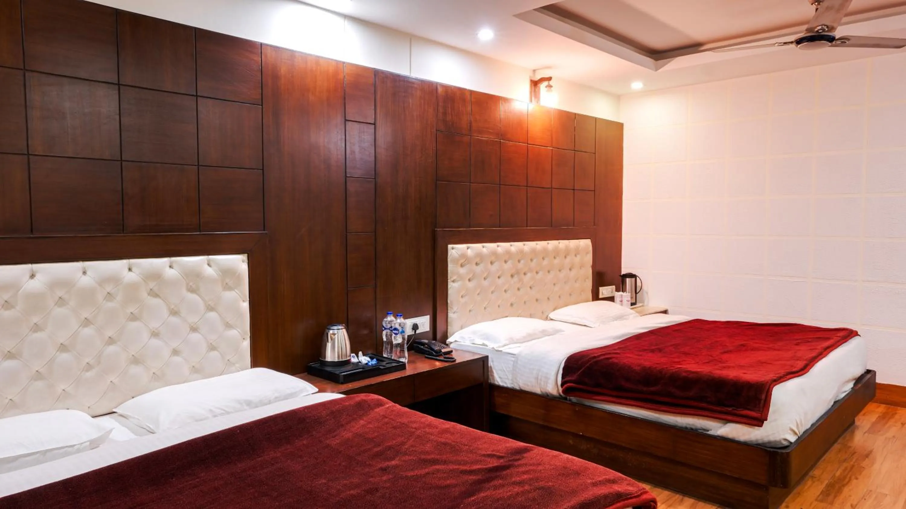 Bed in Basera Hotel, Mall Road