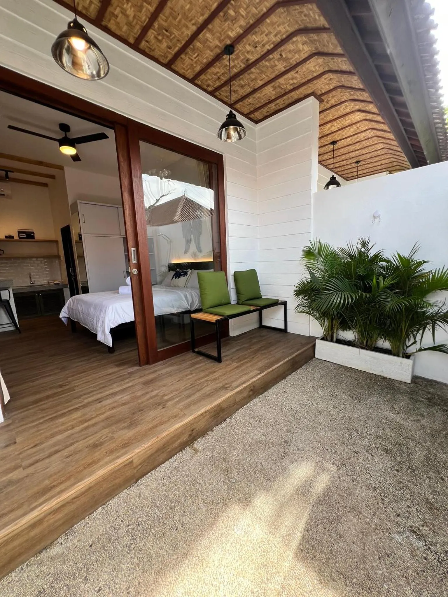 Bed in Negrita House Canggu Apartment