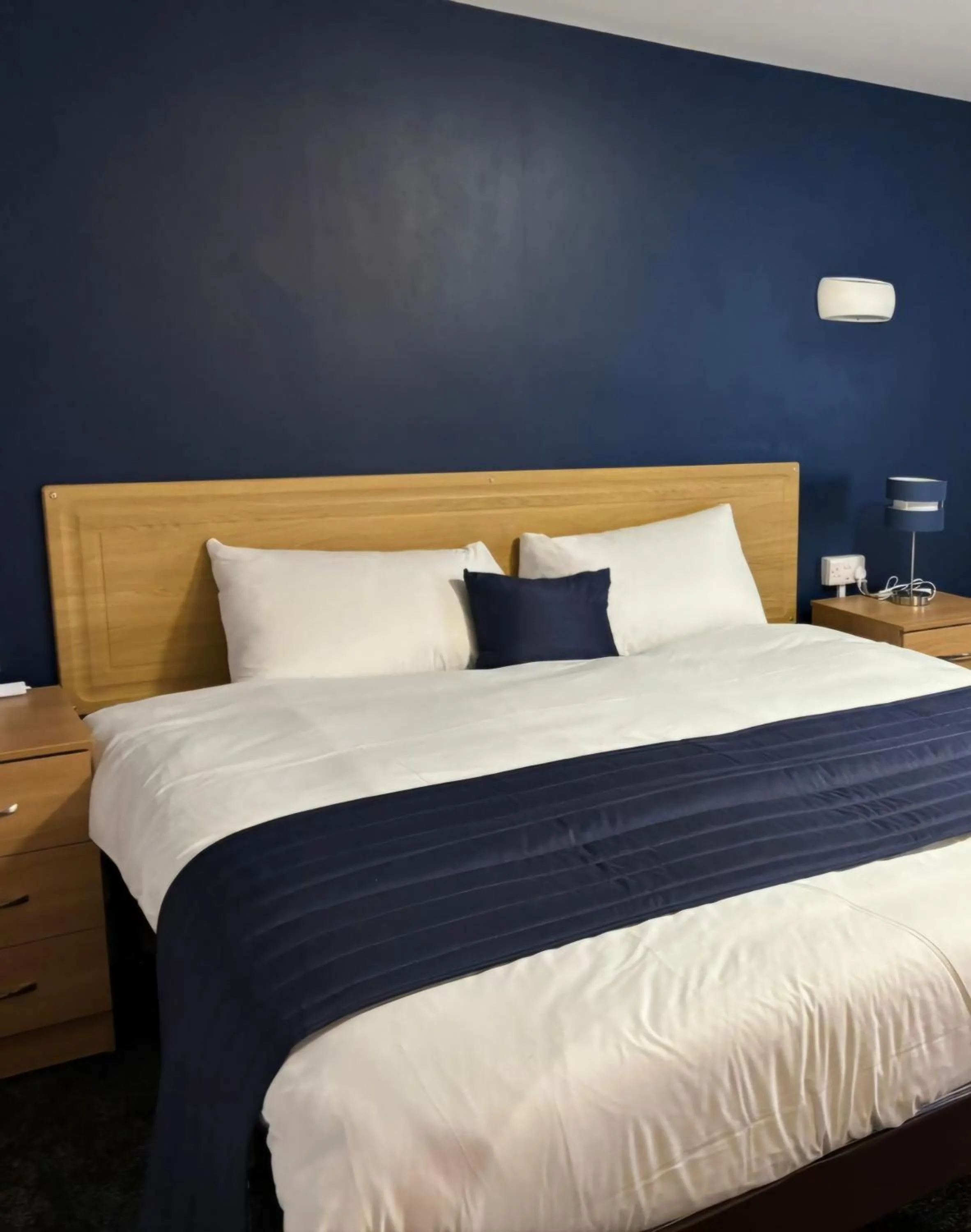 Bed in Britannia Hotel Wigan