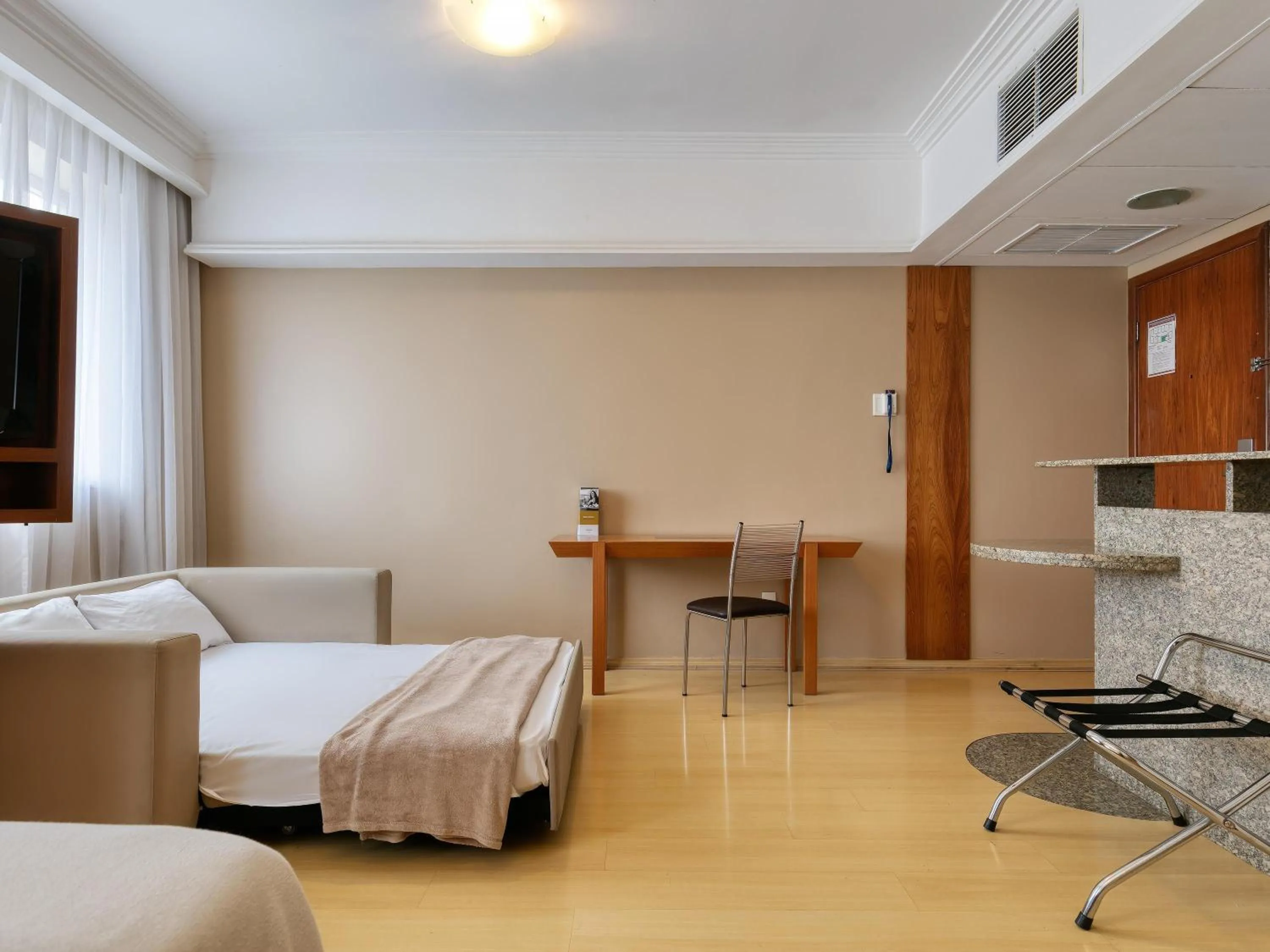 Bedroom, Bed in Mercure Belo Horizonte Savassi