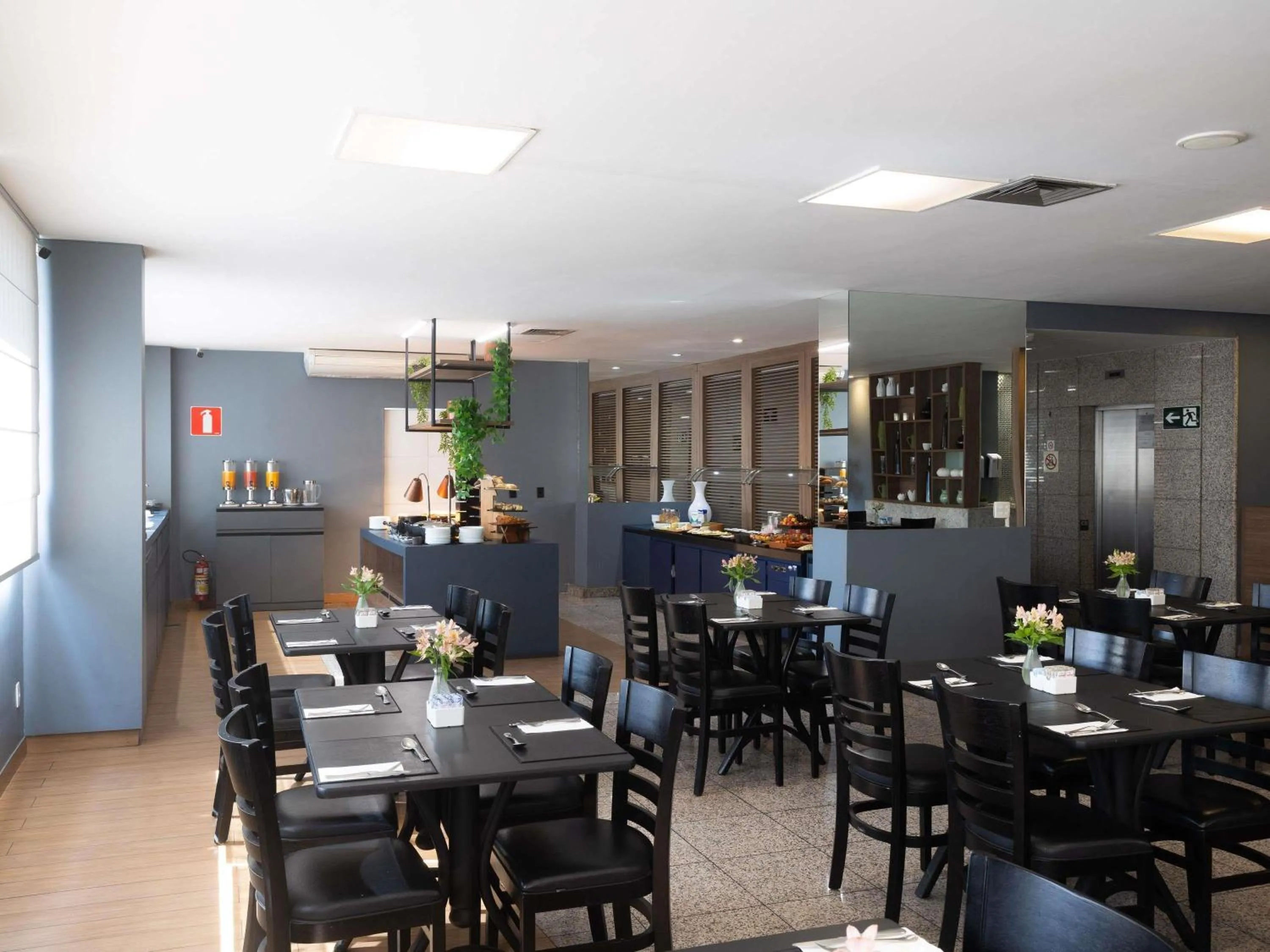 Restaurant/places to eat in Mercure Belo Horizonte Savassi