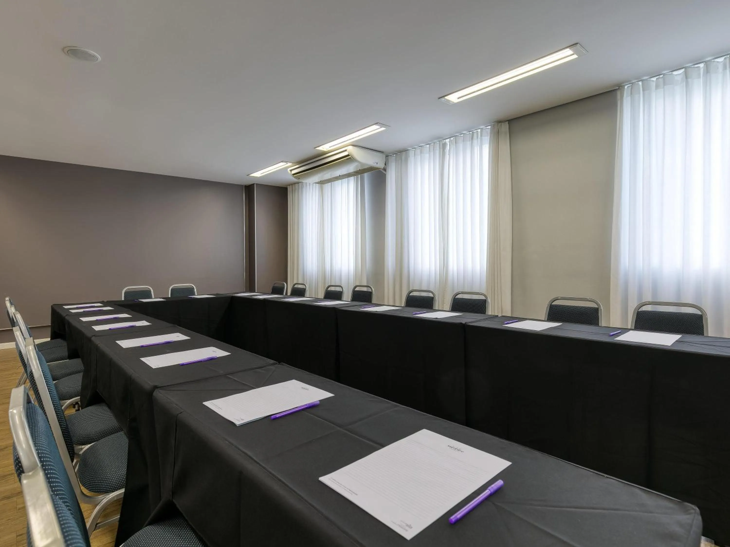 Meeting/conference room in Mercure Belo Horizonte Savassi
