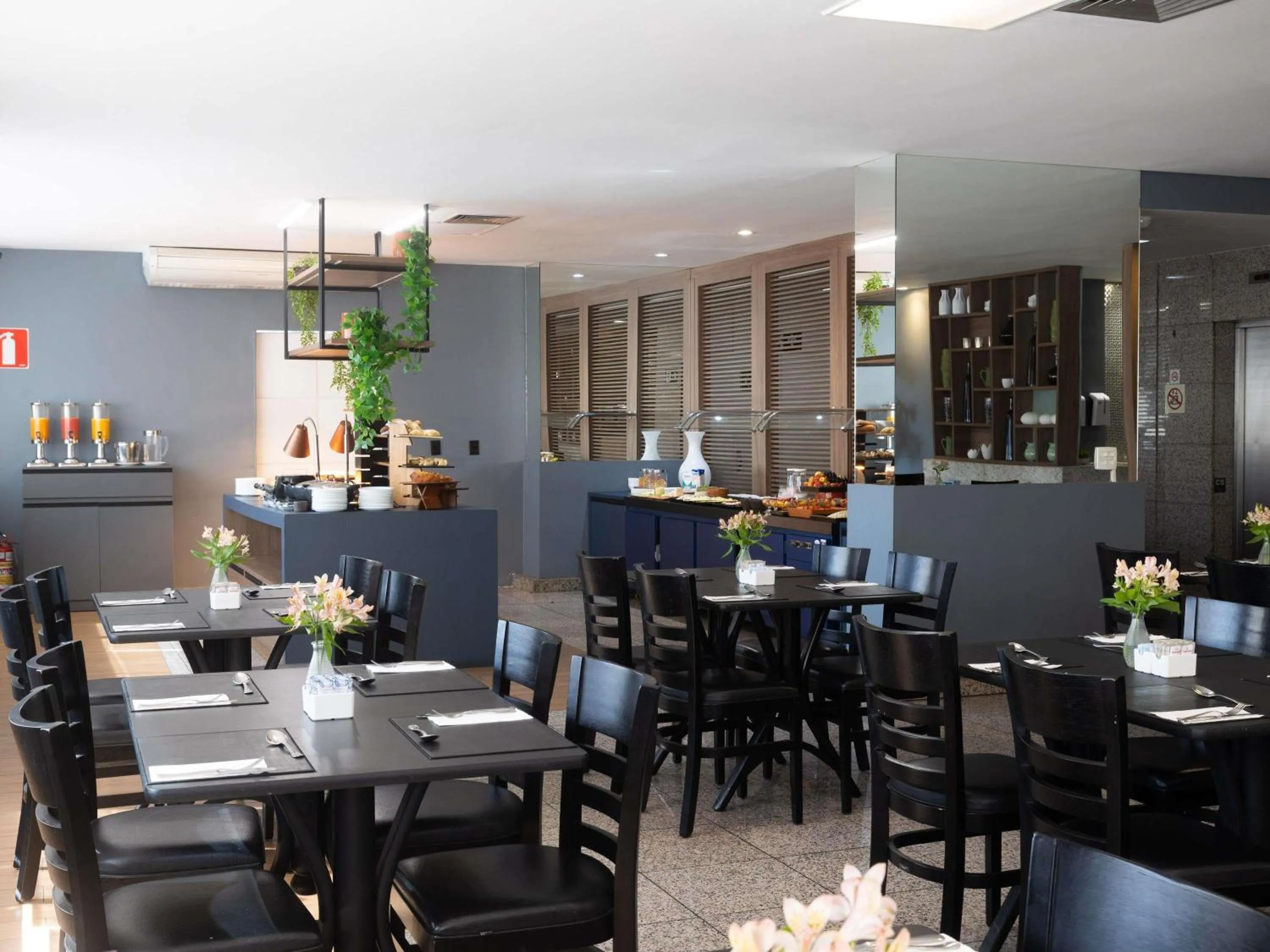 Restaurant/places to eat in Mercure Belo Horizonte Savassi