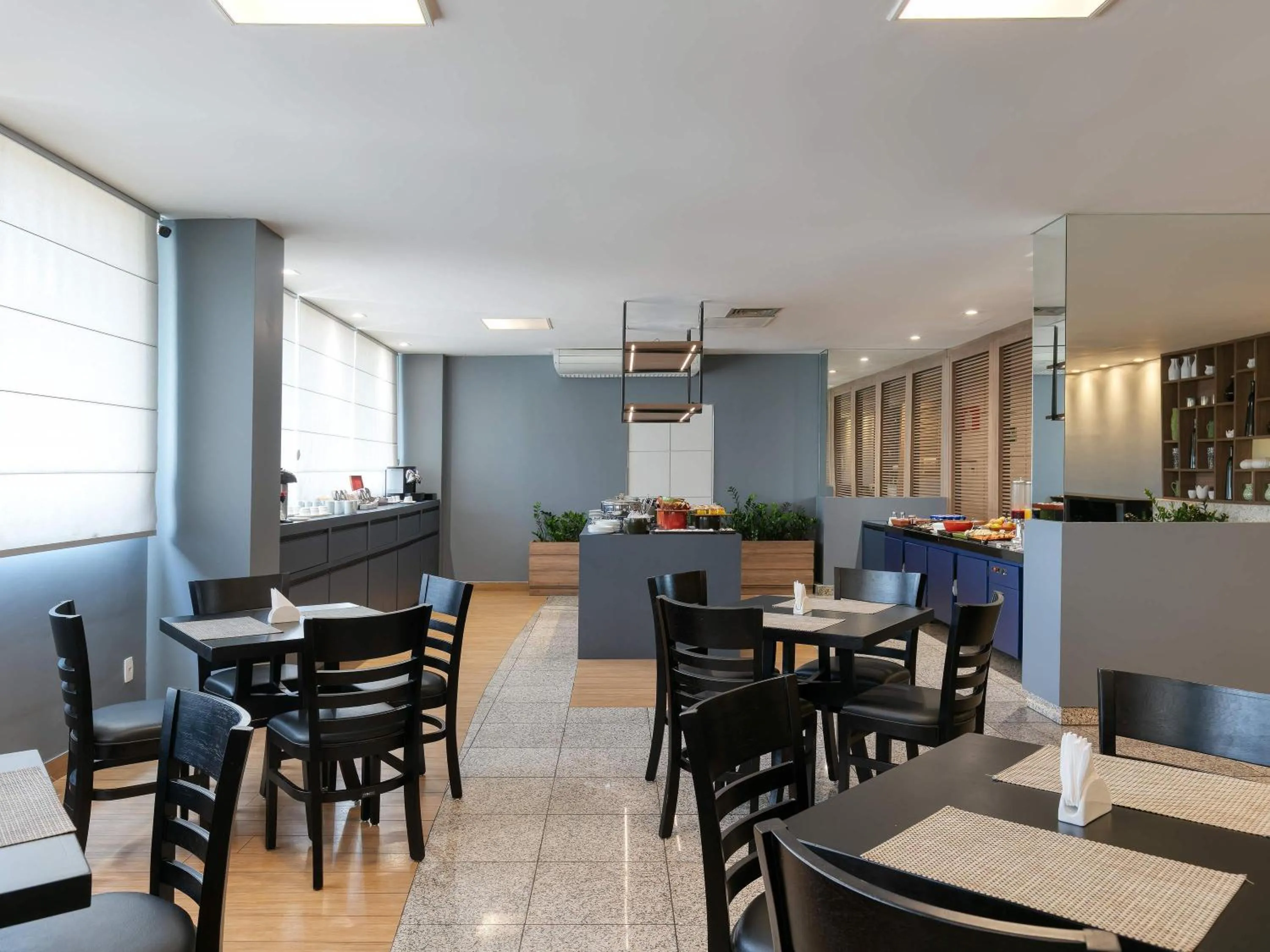 Restaurant/places to eat in Mercure Belo Horizonte Savassi