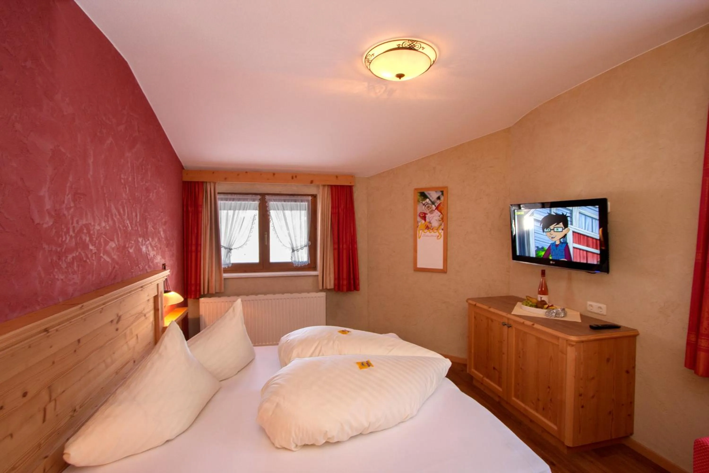 Bedroom, Bed in Kinderhotel Laderhof