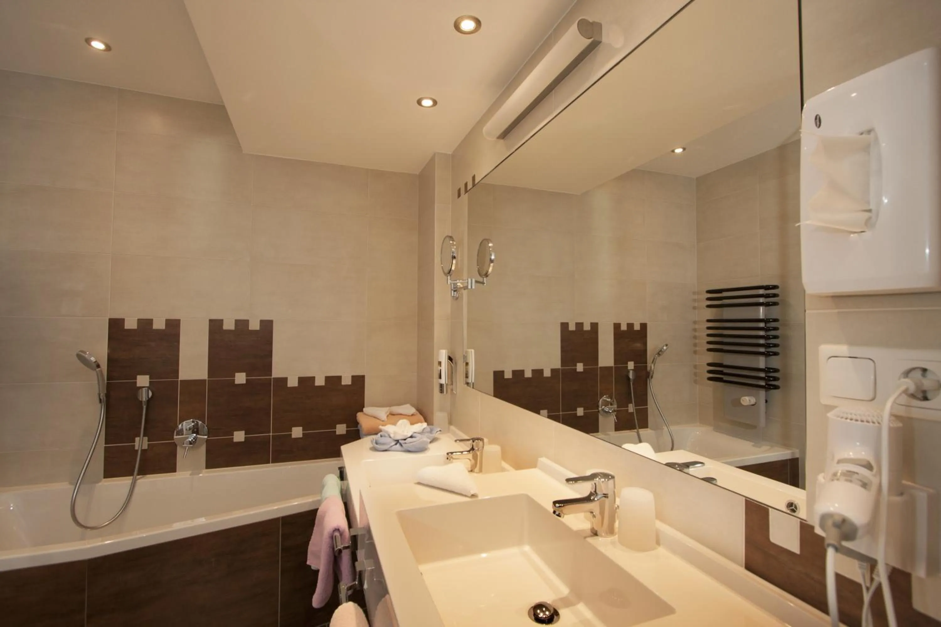 Bathroom in Kinderhotel Laderhof