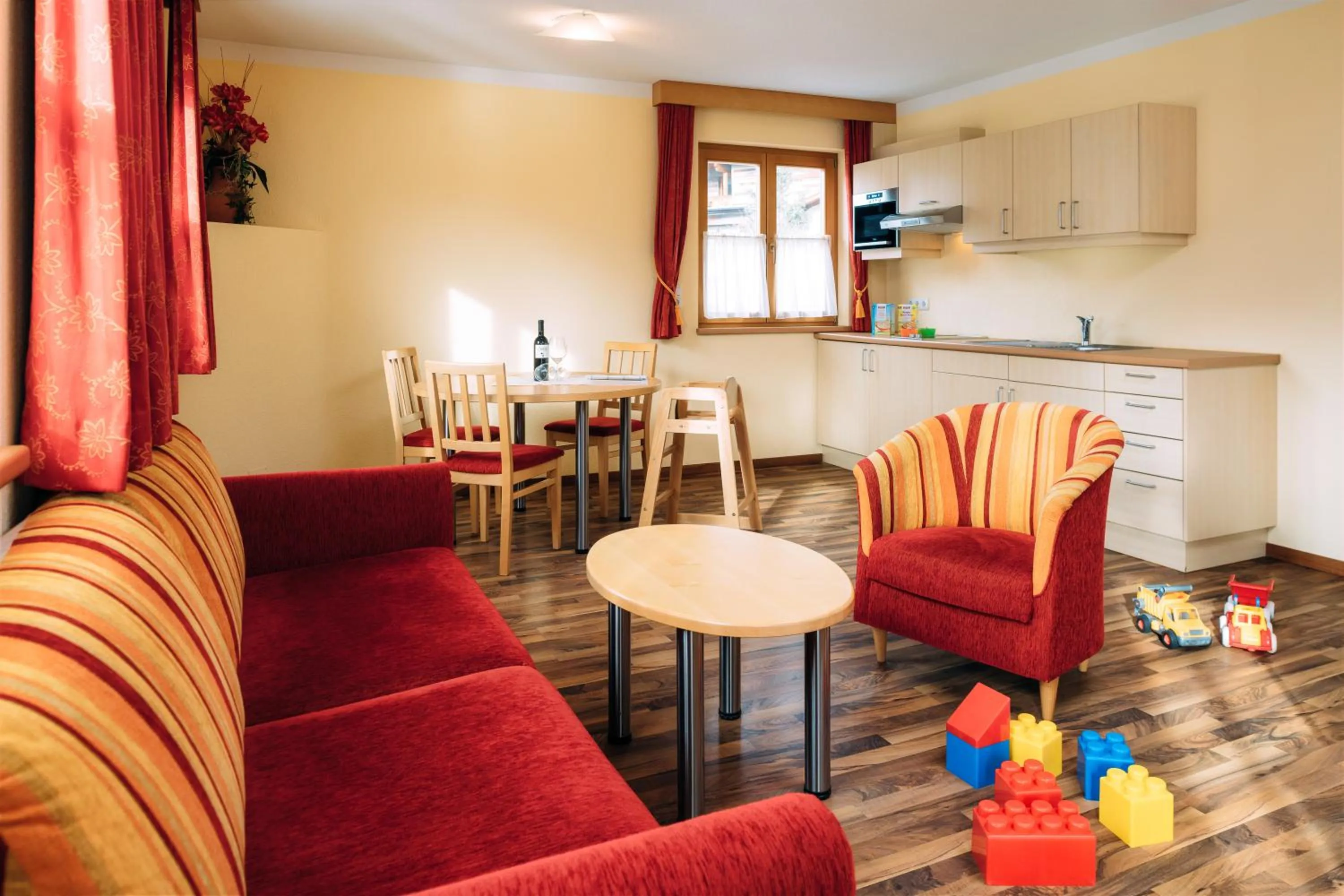 TV and multimedia in Kinderhotel Laderhof