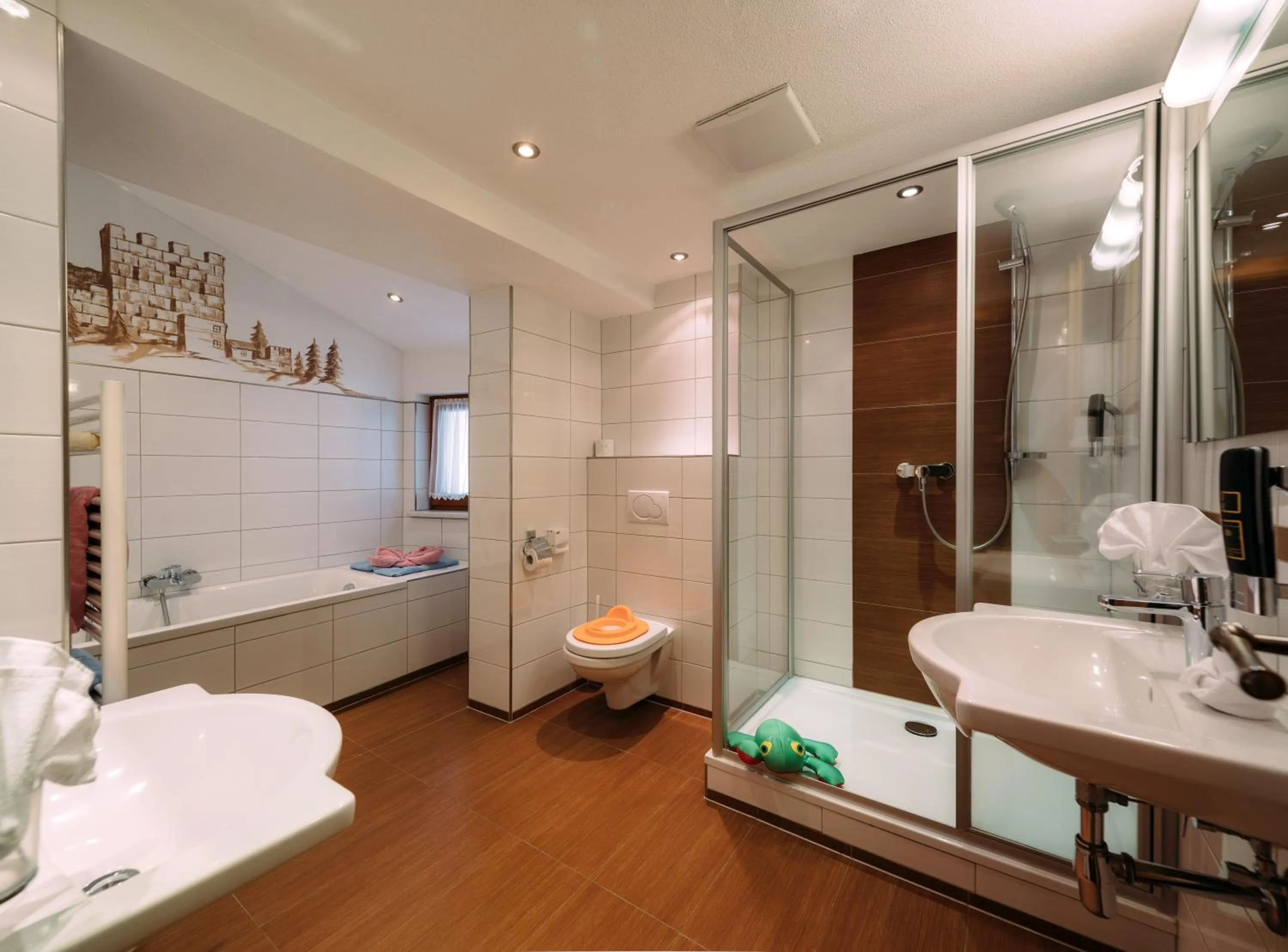 Shower in Kinderhotel Laderhof