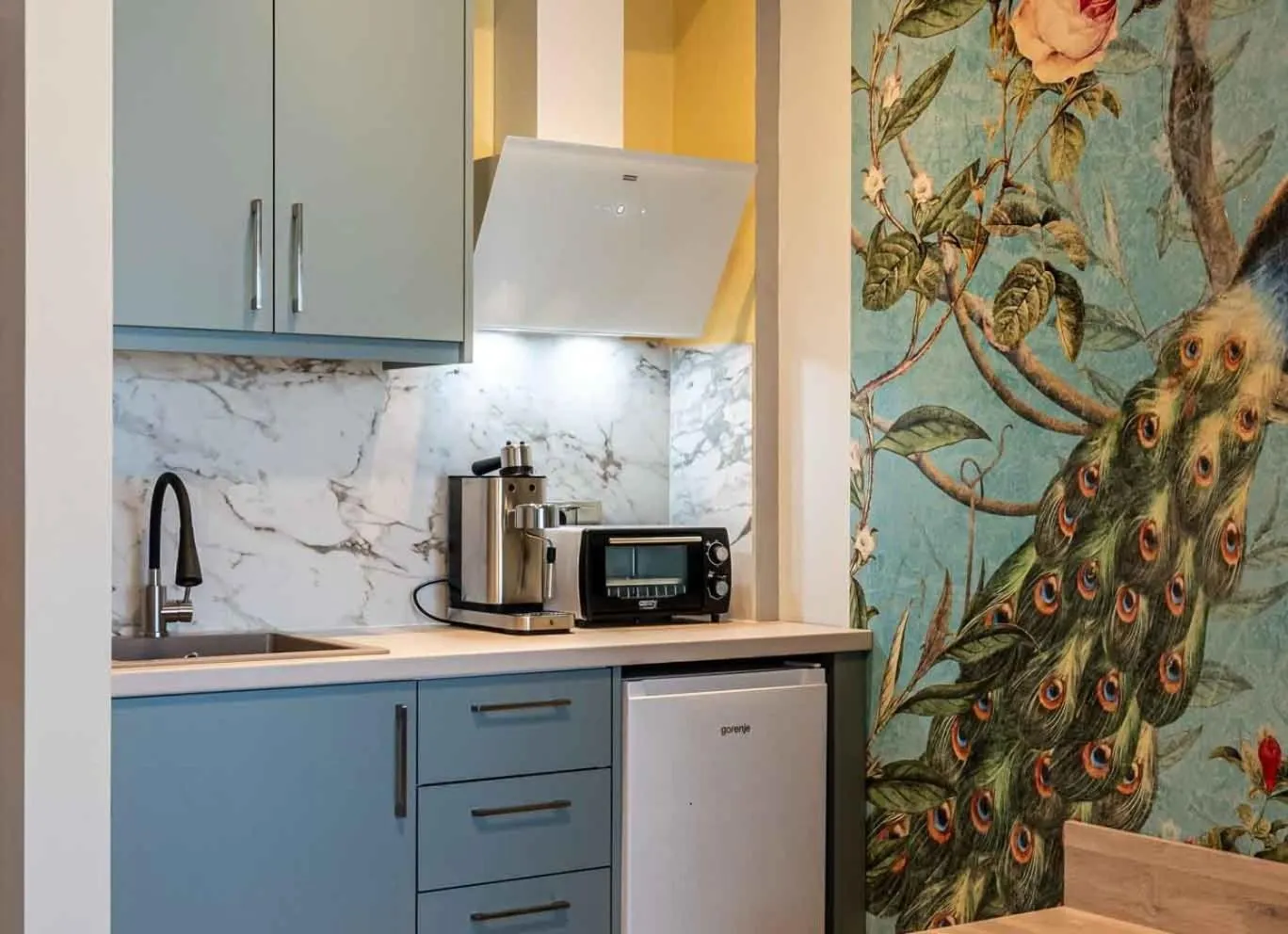 Coffee/tea facilities in La Rêve Luxury Apartments with Private Jacuzzi