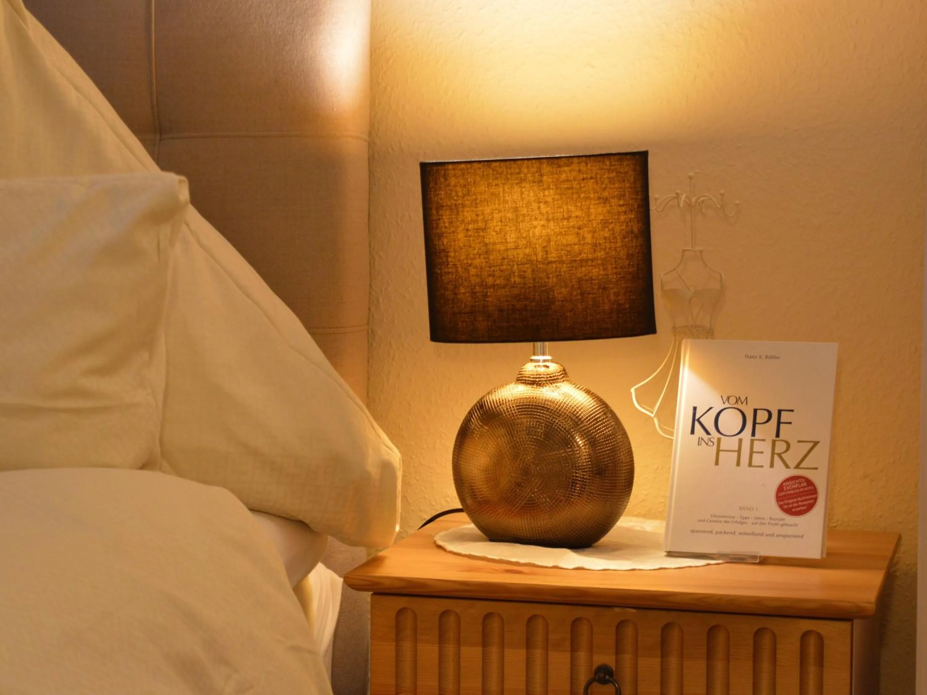 Photo of the whole room, Bed in Landhaus Zum Heidewanderer mit THERMEplus