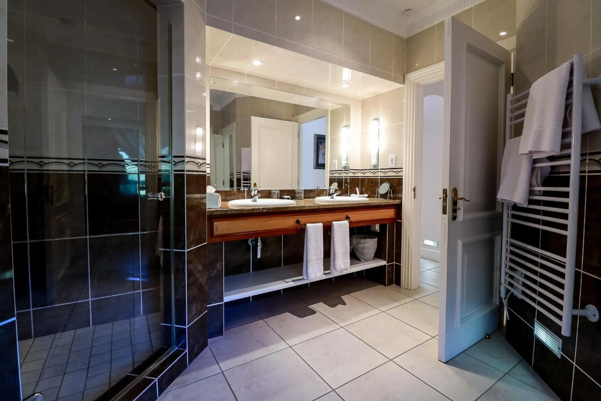 Shower in Altes Landhaus Country Lodge