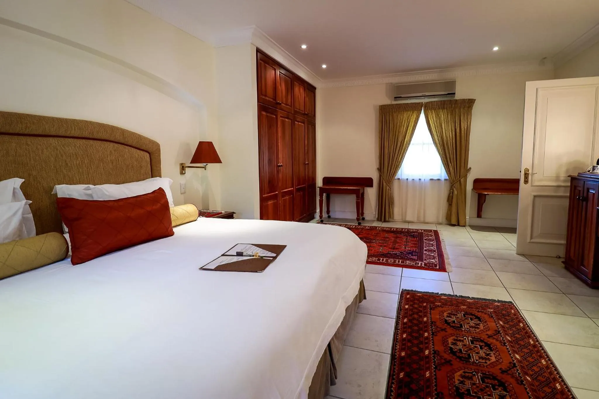 Bed in Altes Landhaus Country Lodge