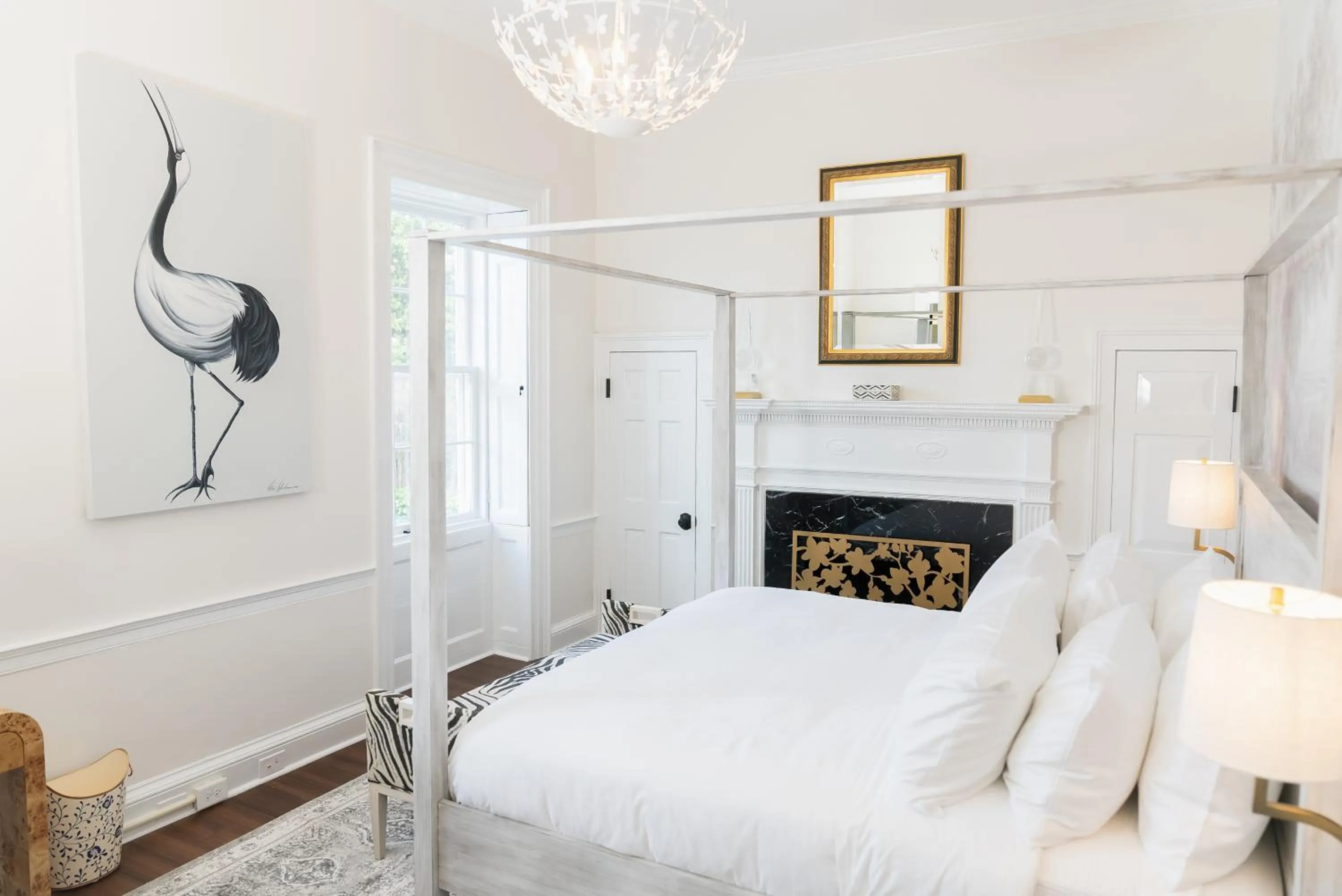 Photo of the whole room, Bed in The Harvey