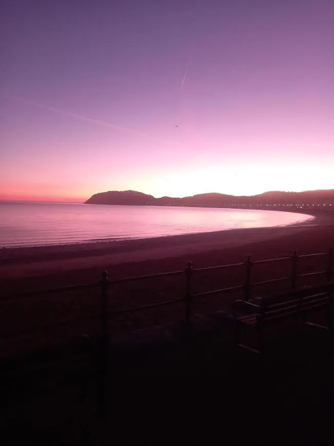 Sunrise in Glan Y Mor Hotel (Adult Only)