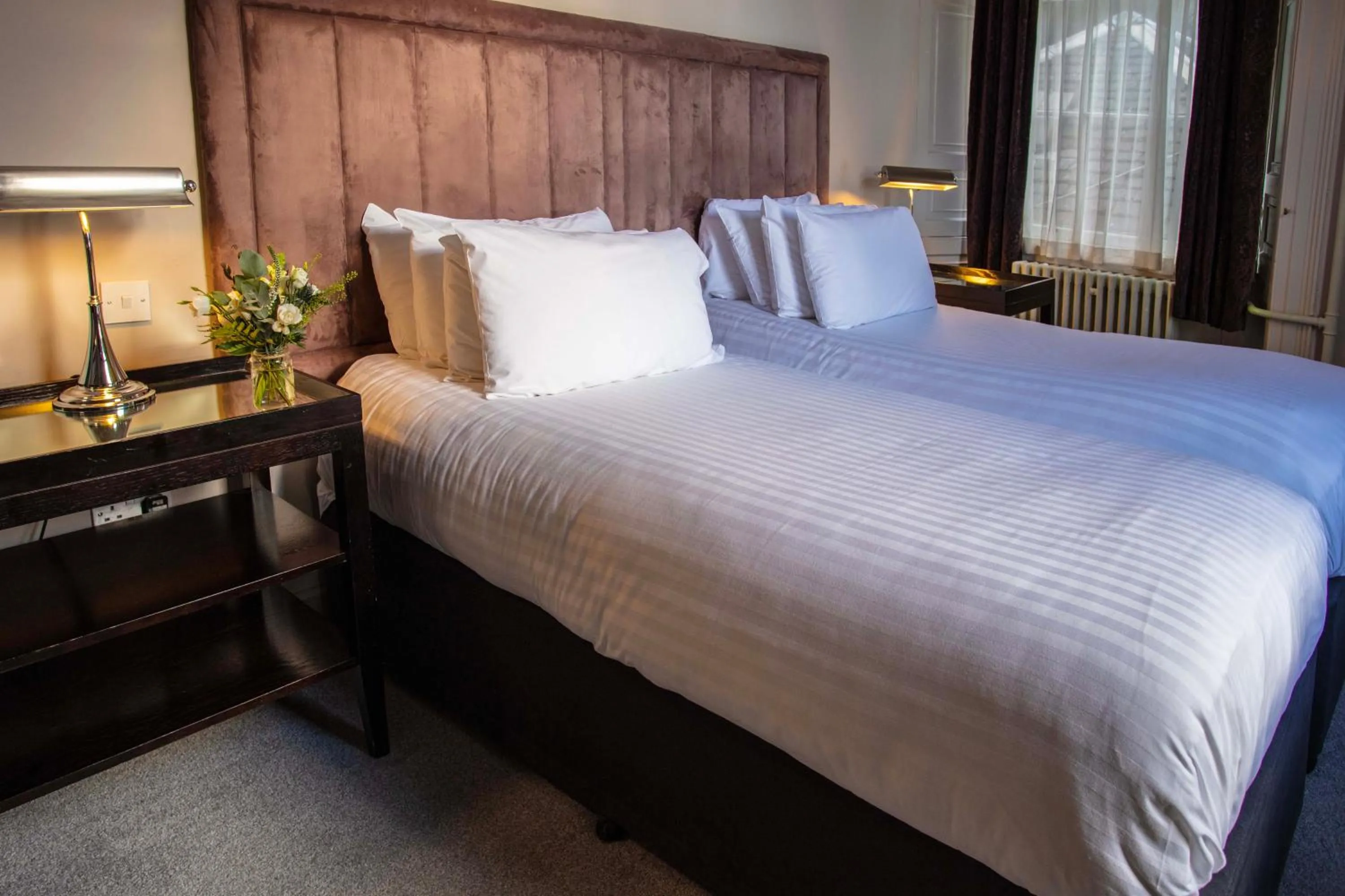 Bed in Strathaven Hotel