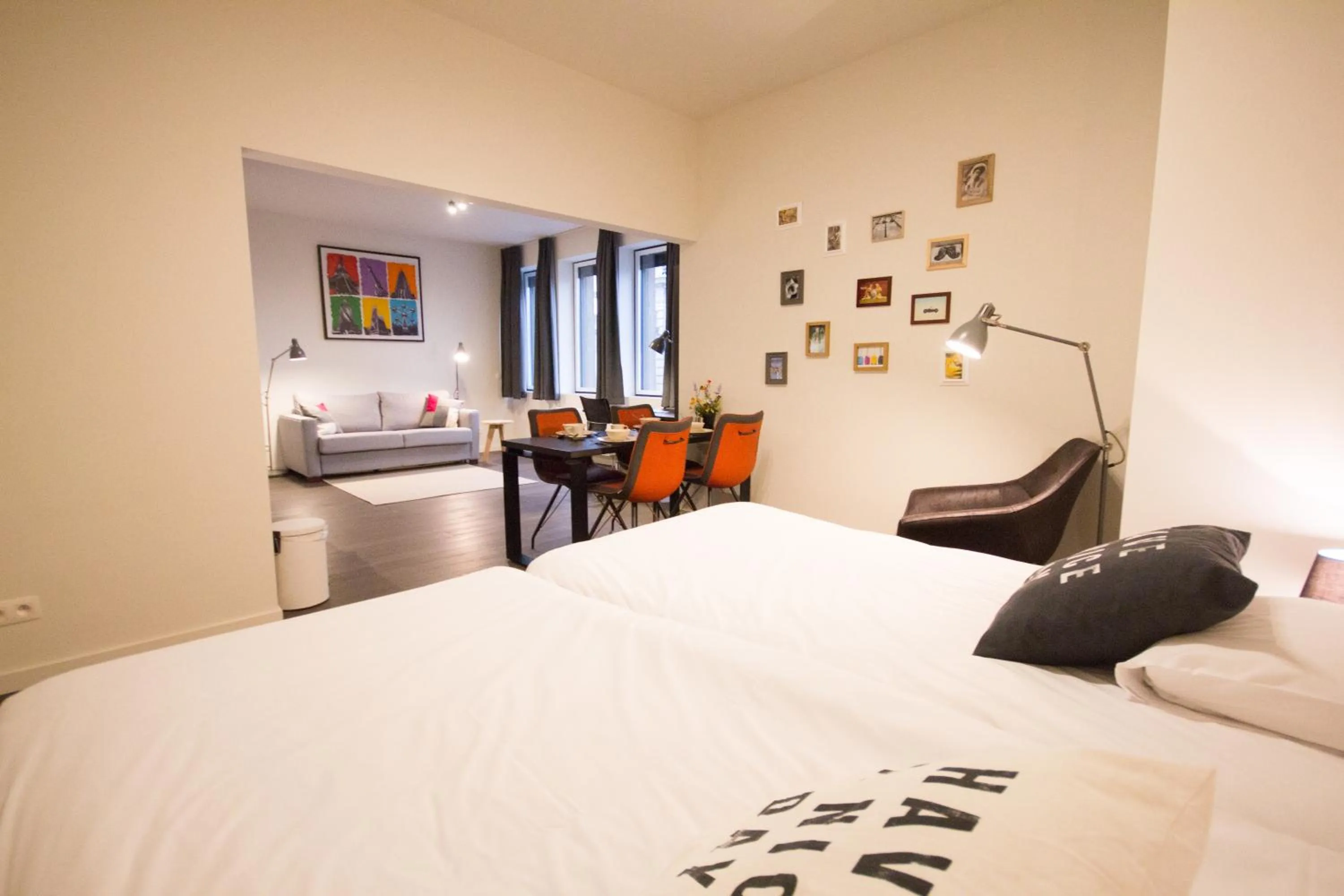 Photo of the whole room, Bed in Getaway Leuven