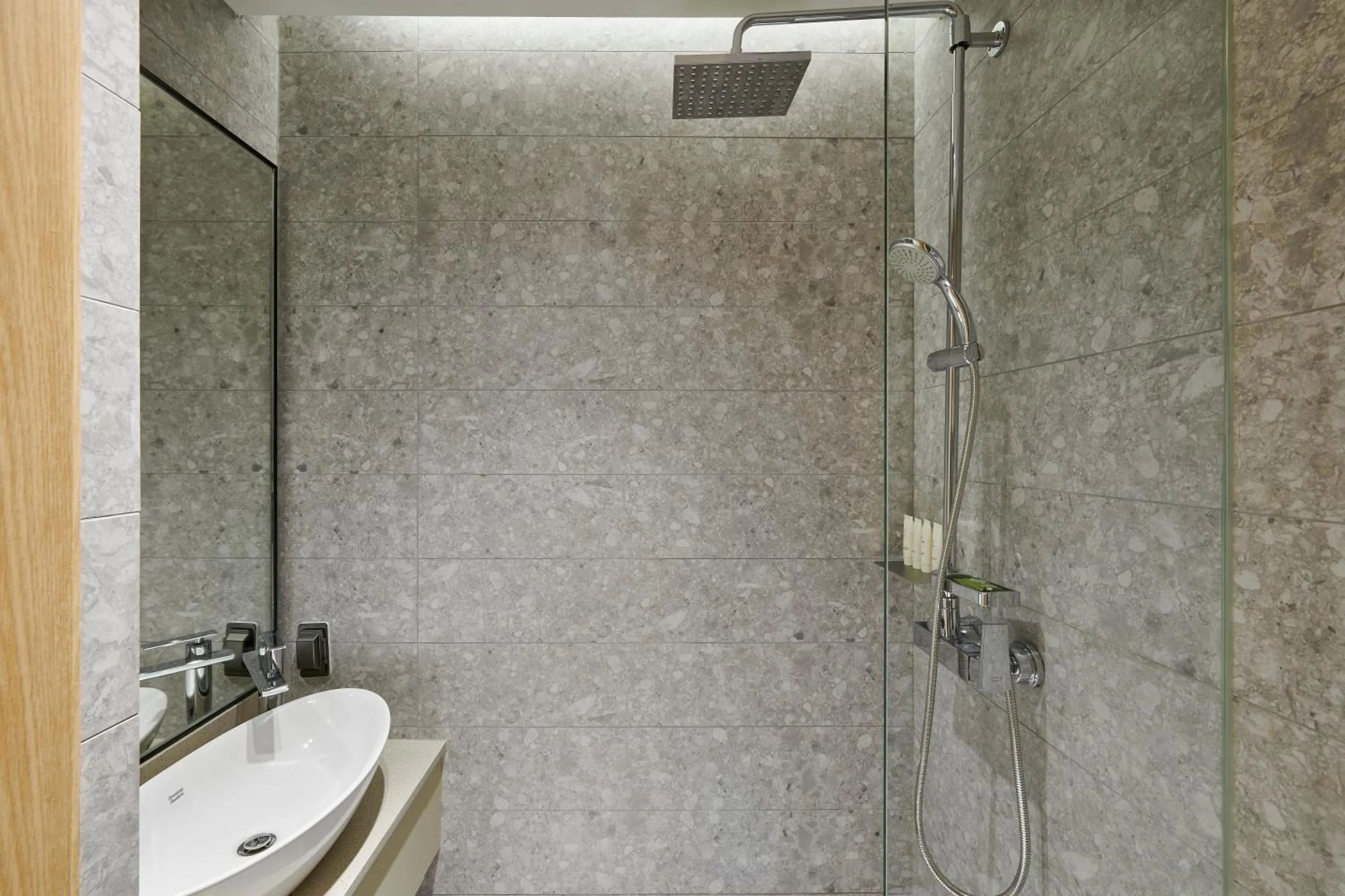 Shower in N285Hotel