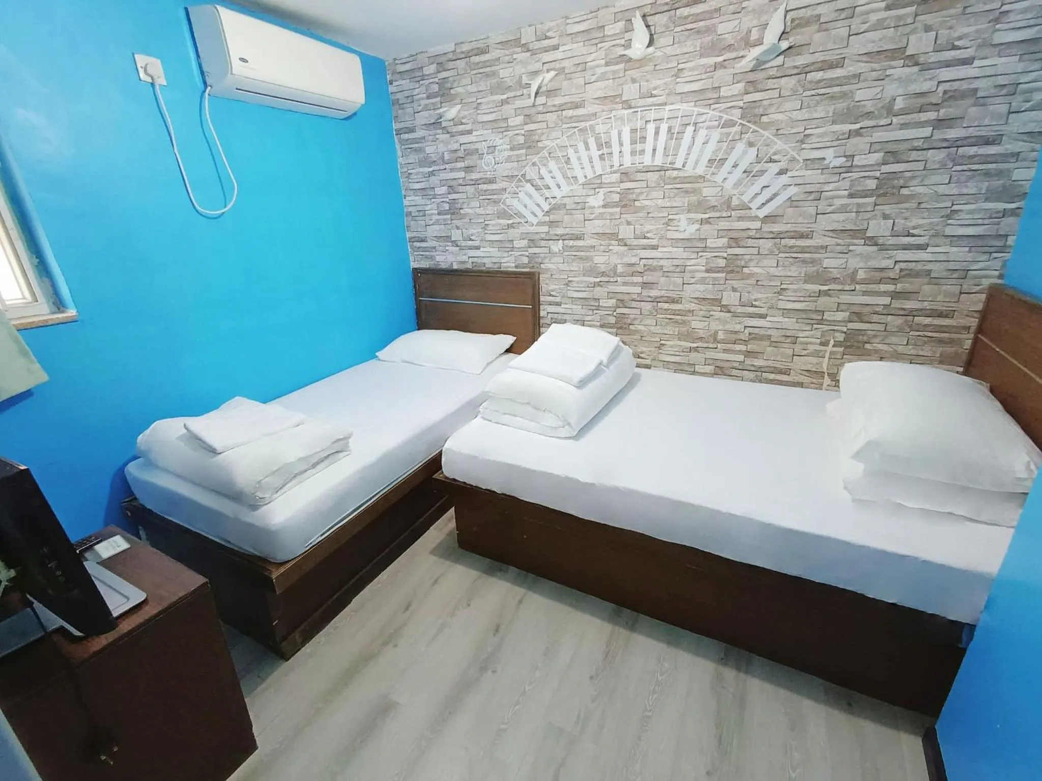 Bed in Tempo Inn West Kowloon HSR Station