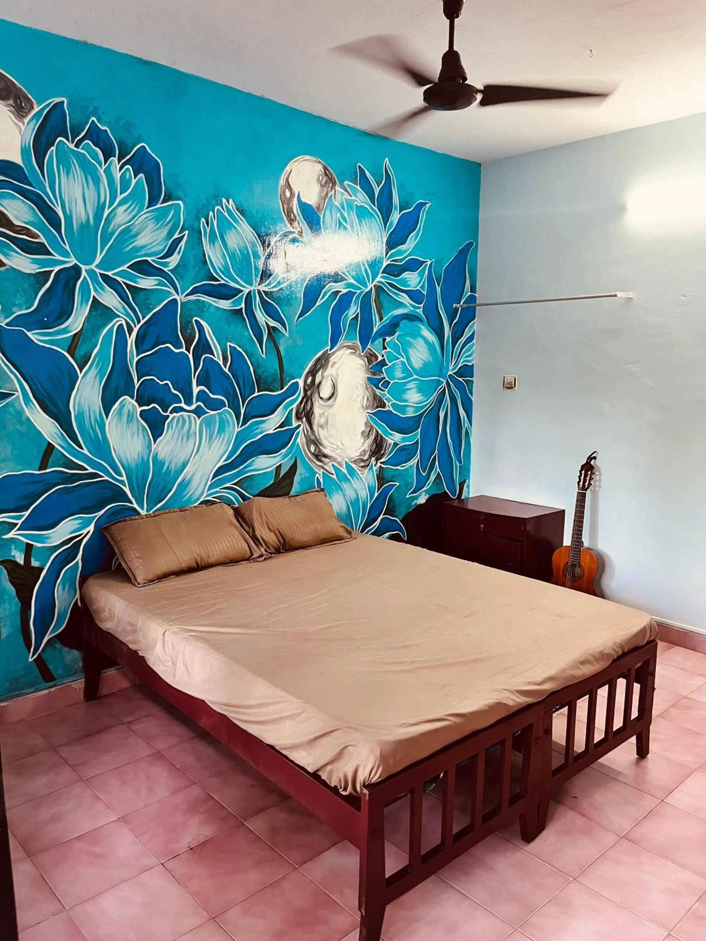 Bed in Santa Maria Hostel Kovalam