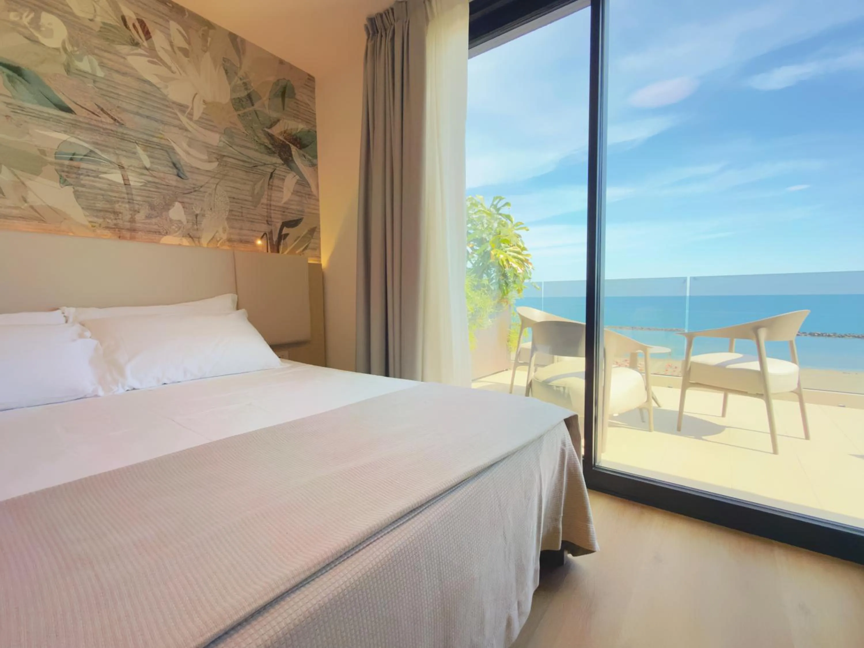 Bed in Hotel Continental