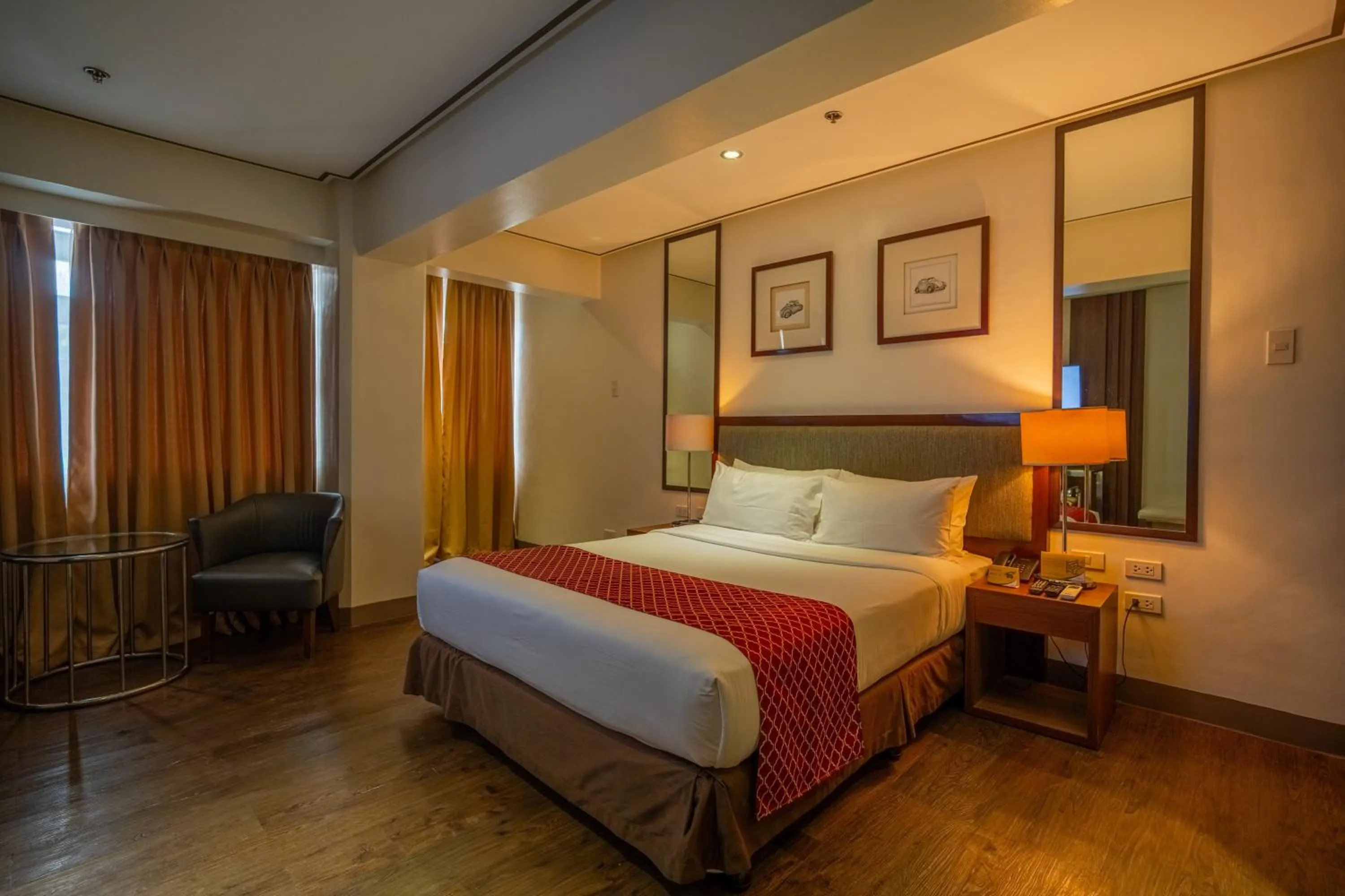 Bedroom, Bed in The Isabelle Hotel