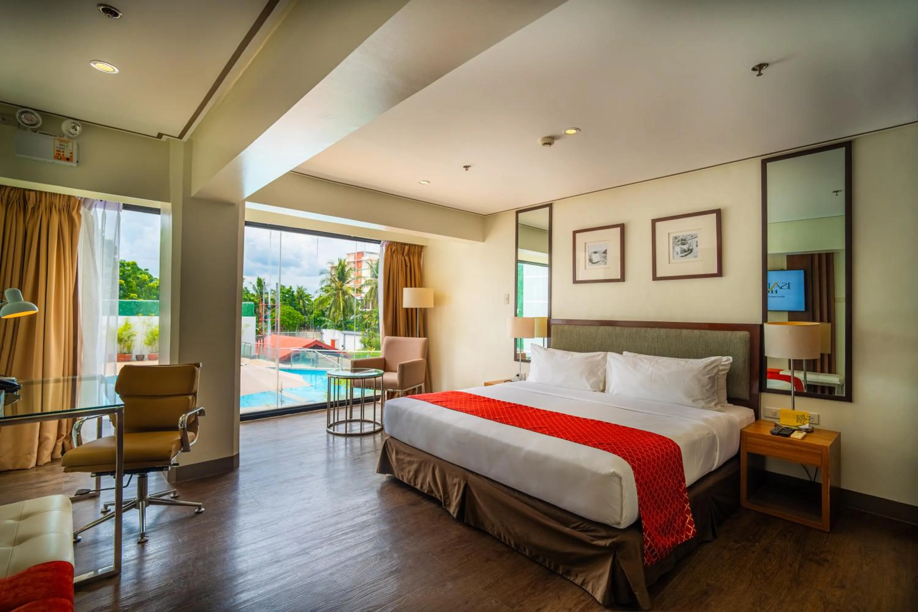 Bedroom, Bed in The Isabelle Hotel