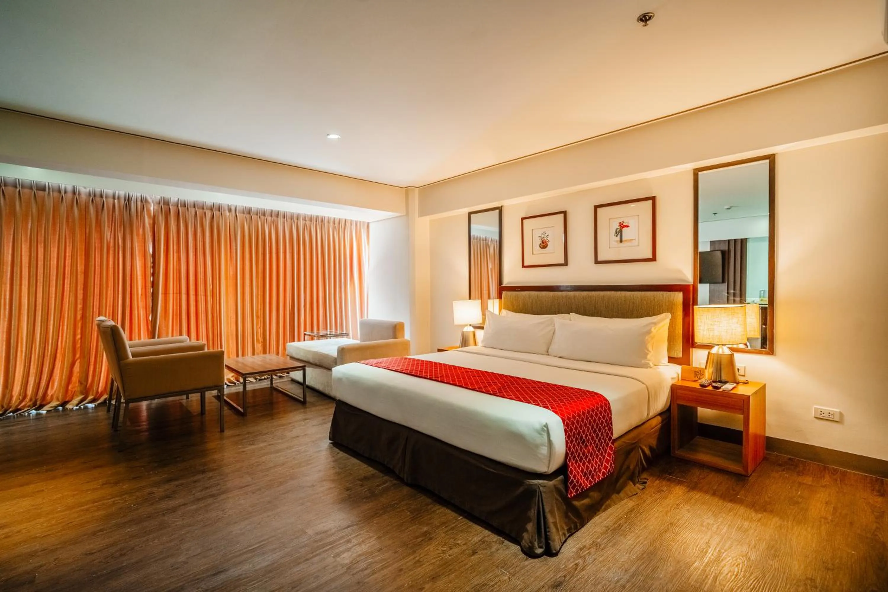 Bedroom, Bed in The Isabelle Hotel