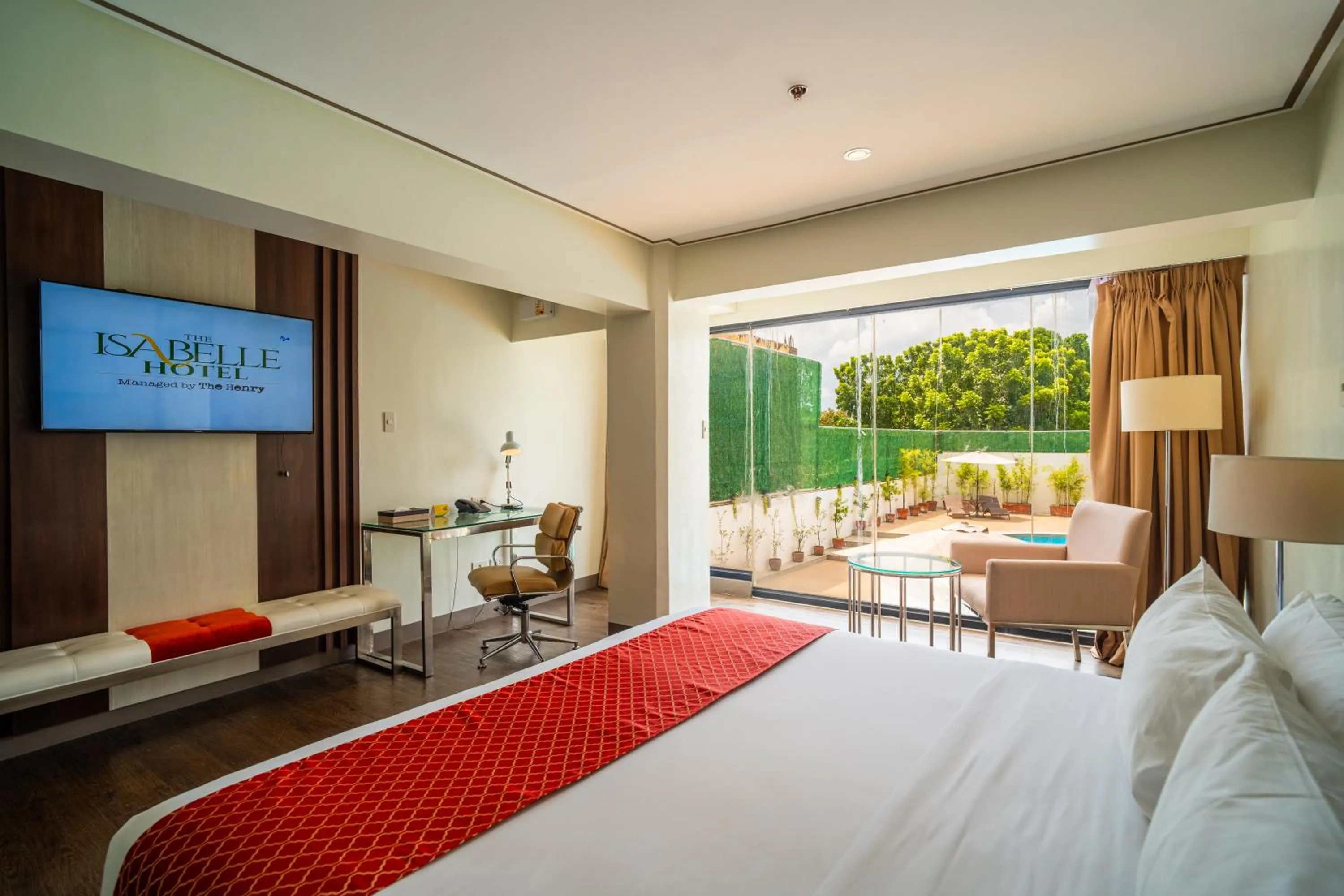 Bedroom, Bed in The Isabelle Hotel