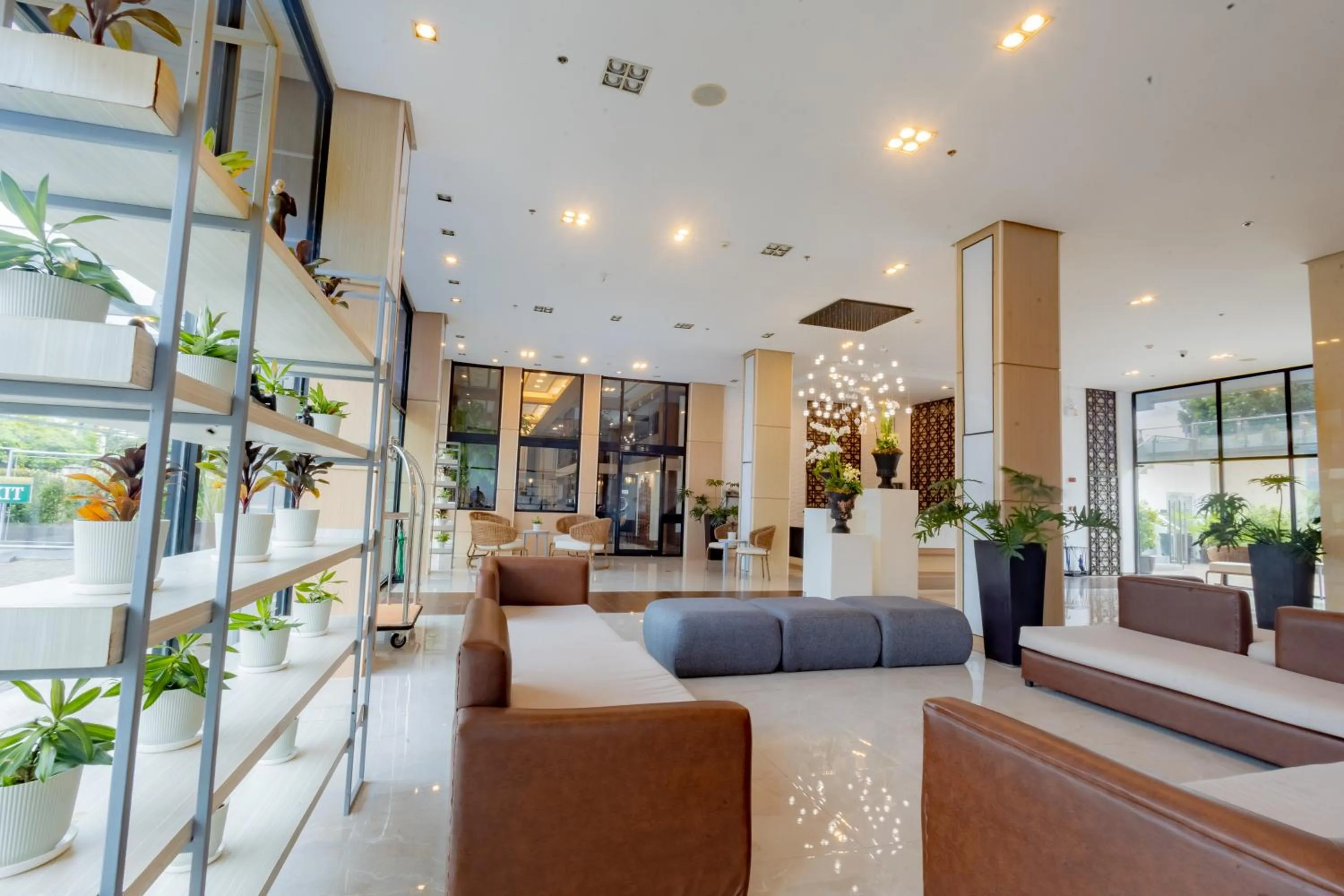 Lobby or reception in The Isabelle Hotel