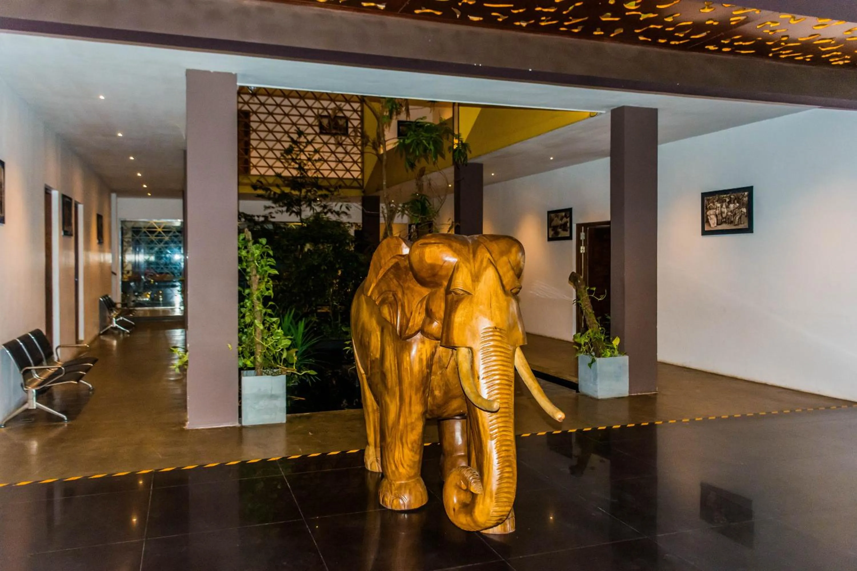 Decorative detail in Golden Pearl Tangalle Beach